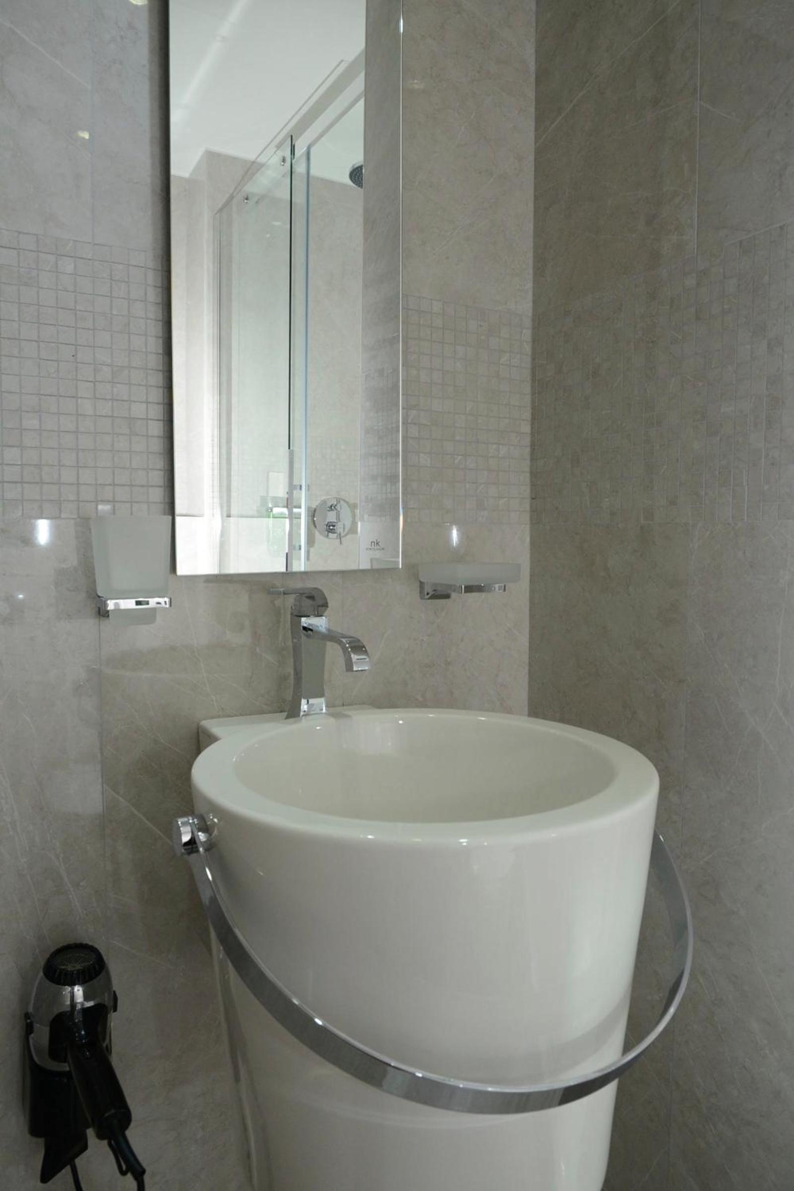 One-Bedroom Apartment at Villa Annette  - Photo 7