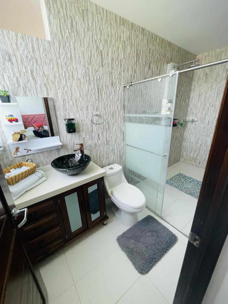 Quadruple Room with Private Bathroom photo 2