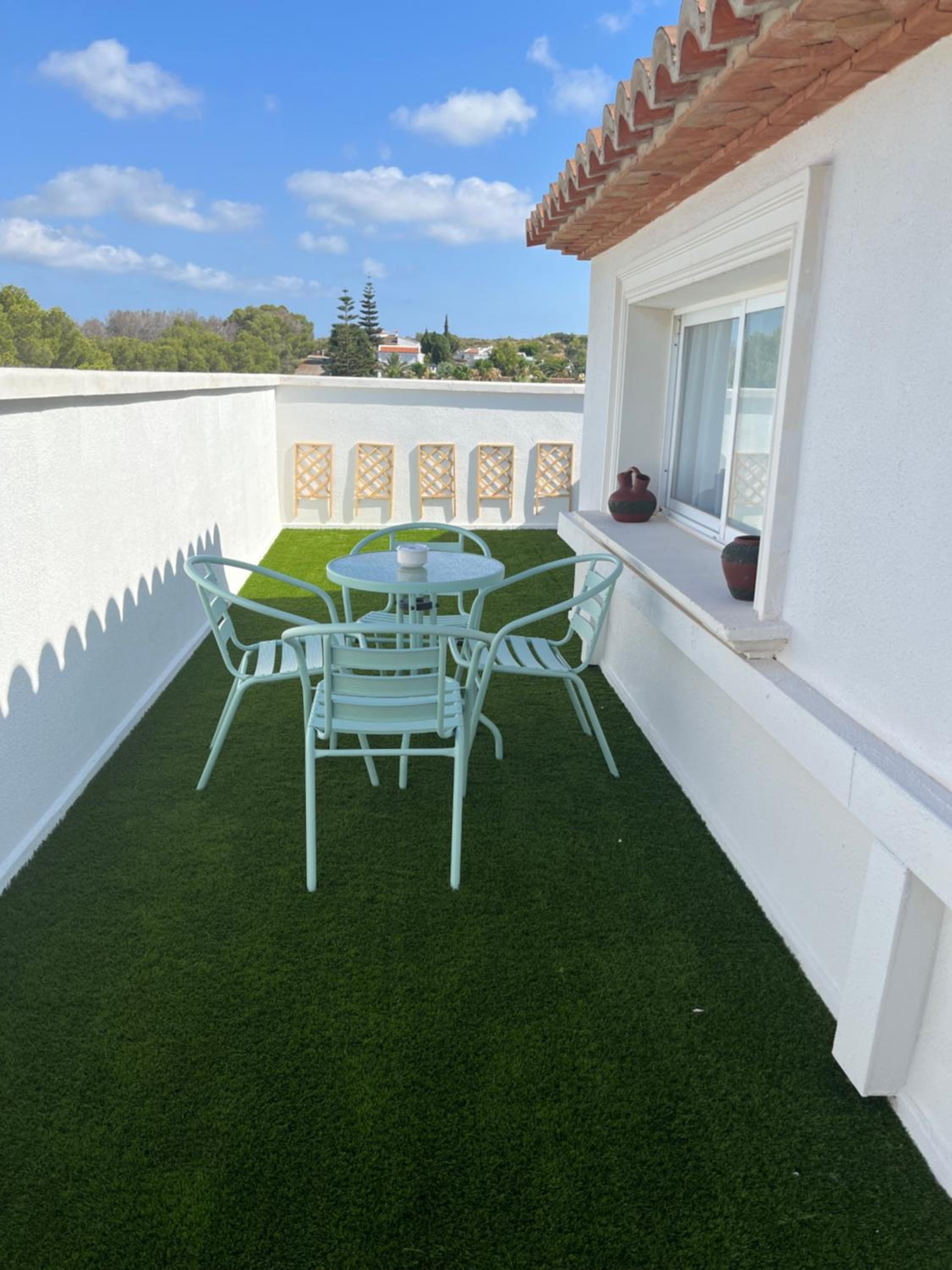 One-Bedroom Apartment with Terrace photo 2
