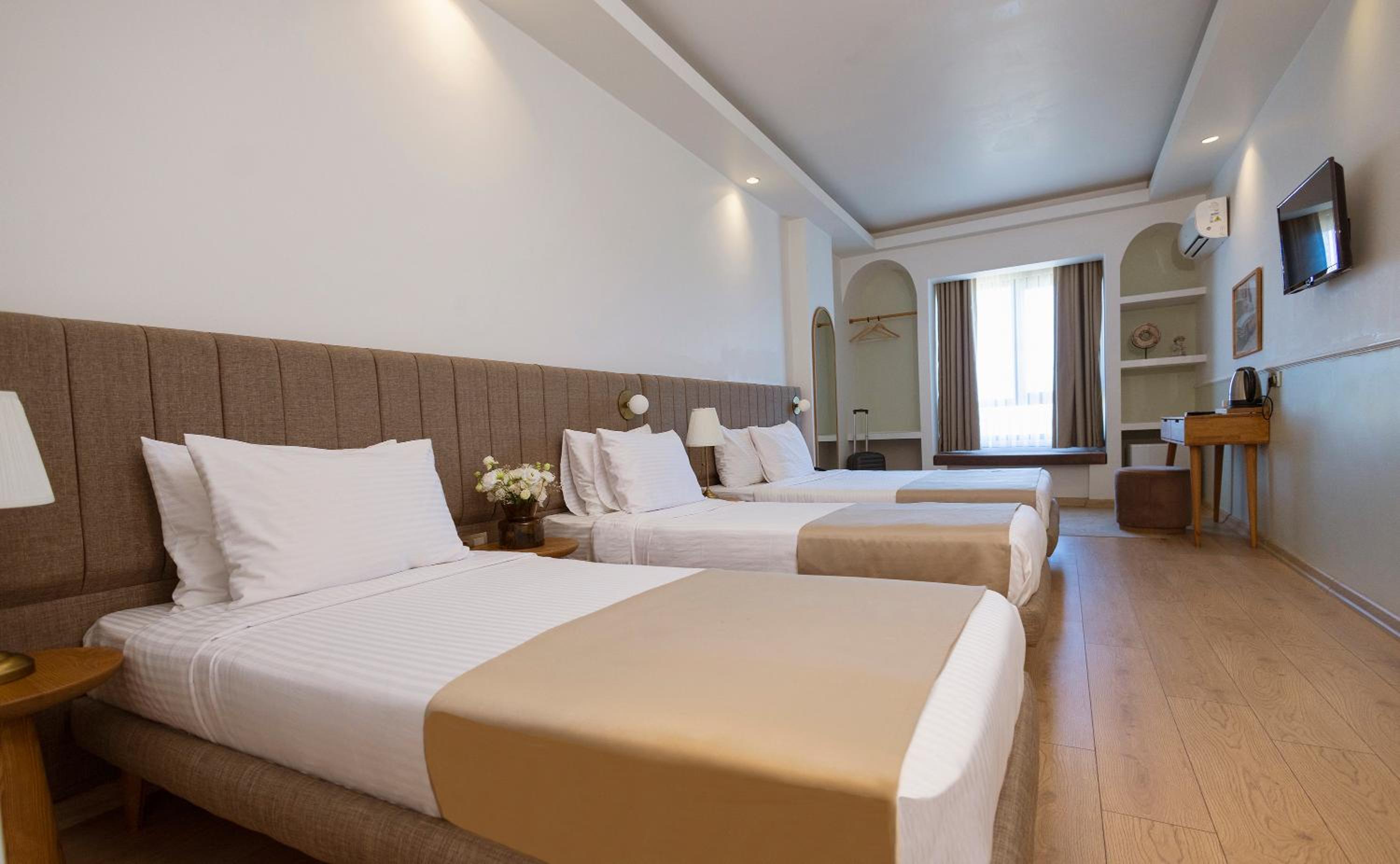 Standard Triple Room - Photo 2