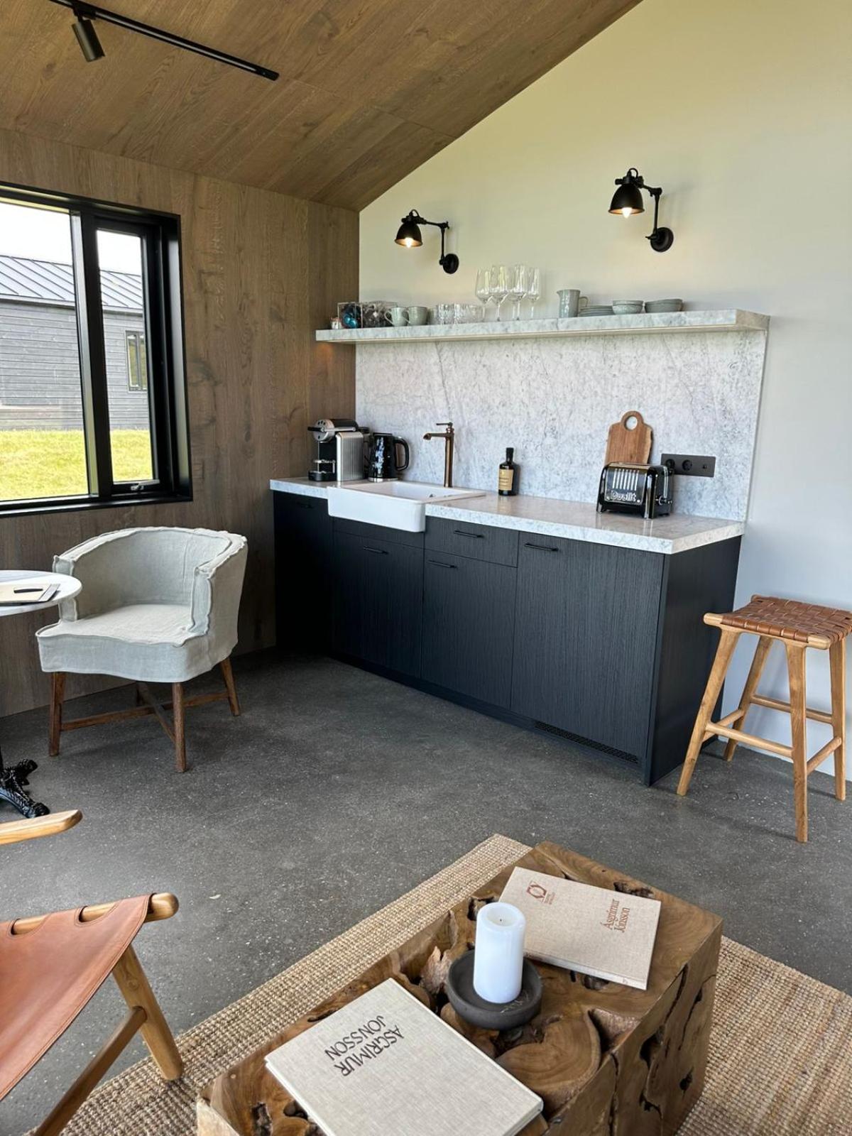 One-Bedroom Chalet - Artist Lodge photo 1