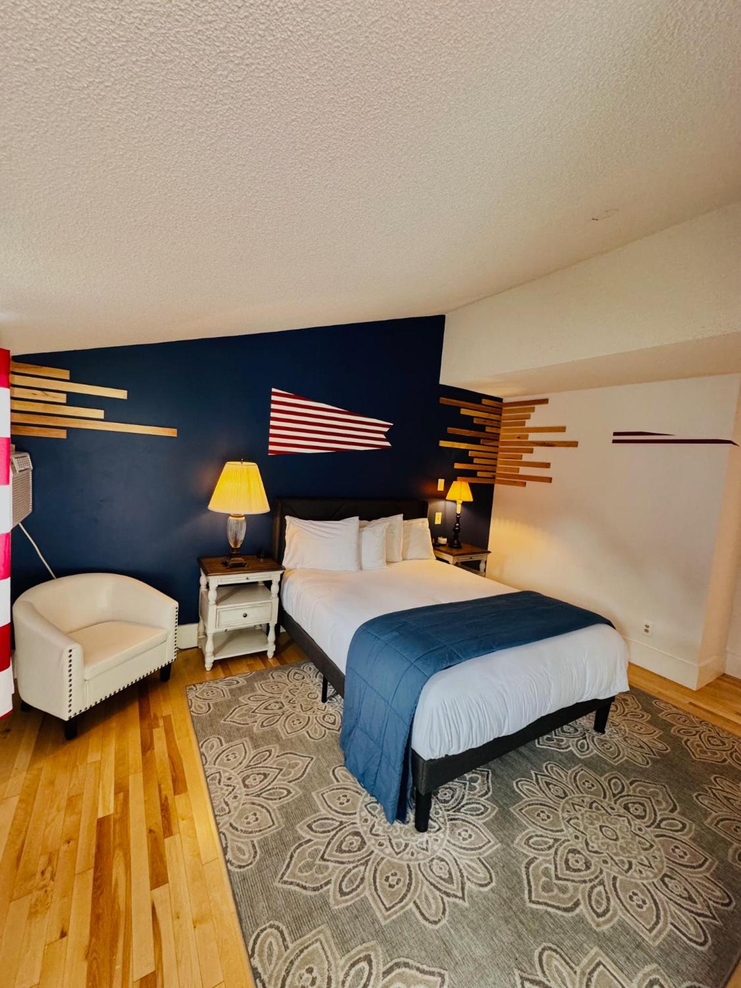 Standard Queen Room photo 1