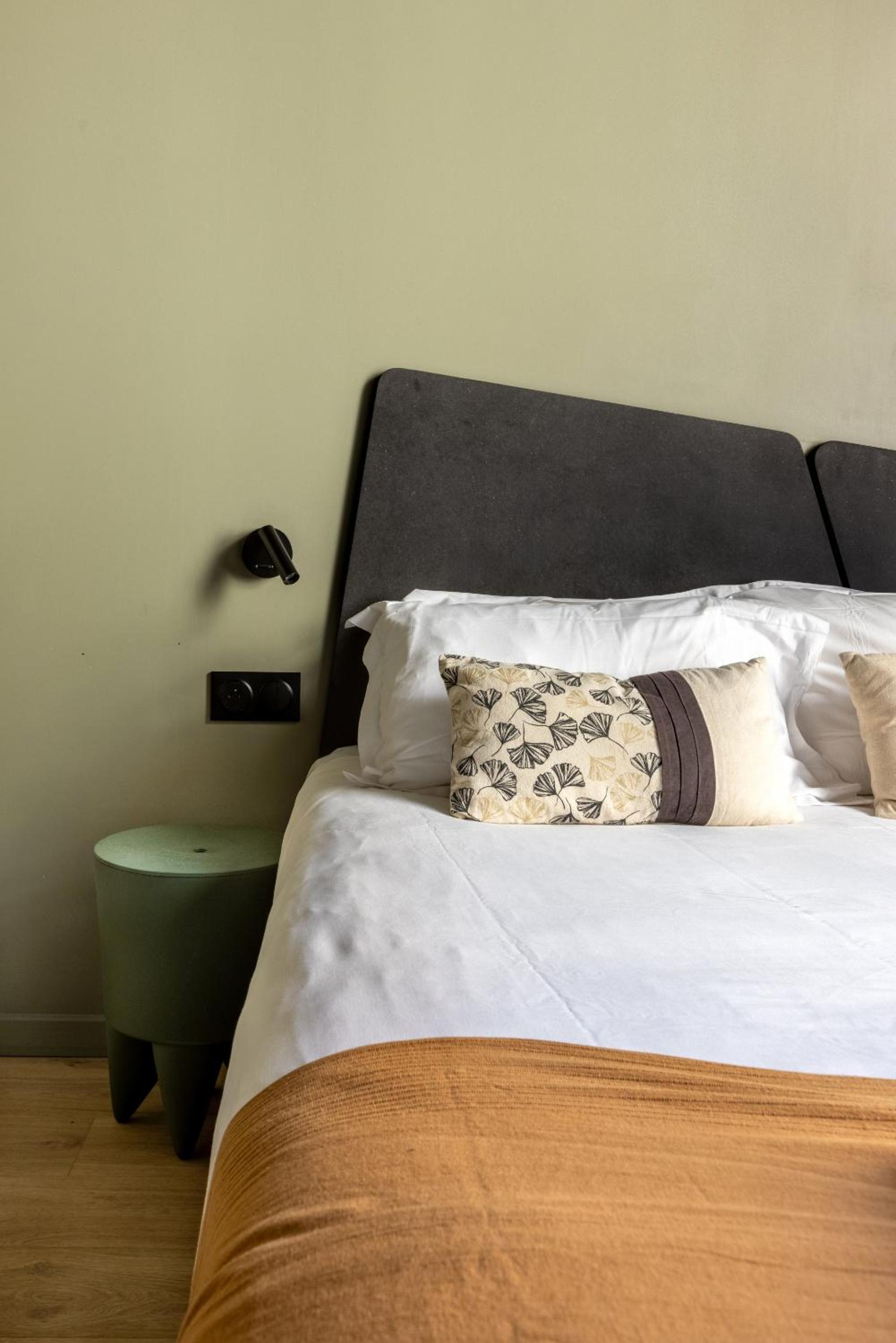 One-Bedroom Superior Apartment
