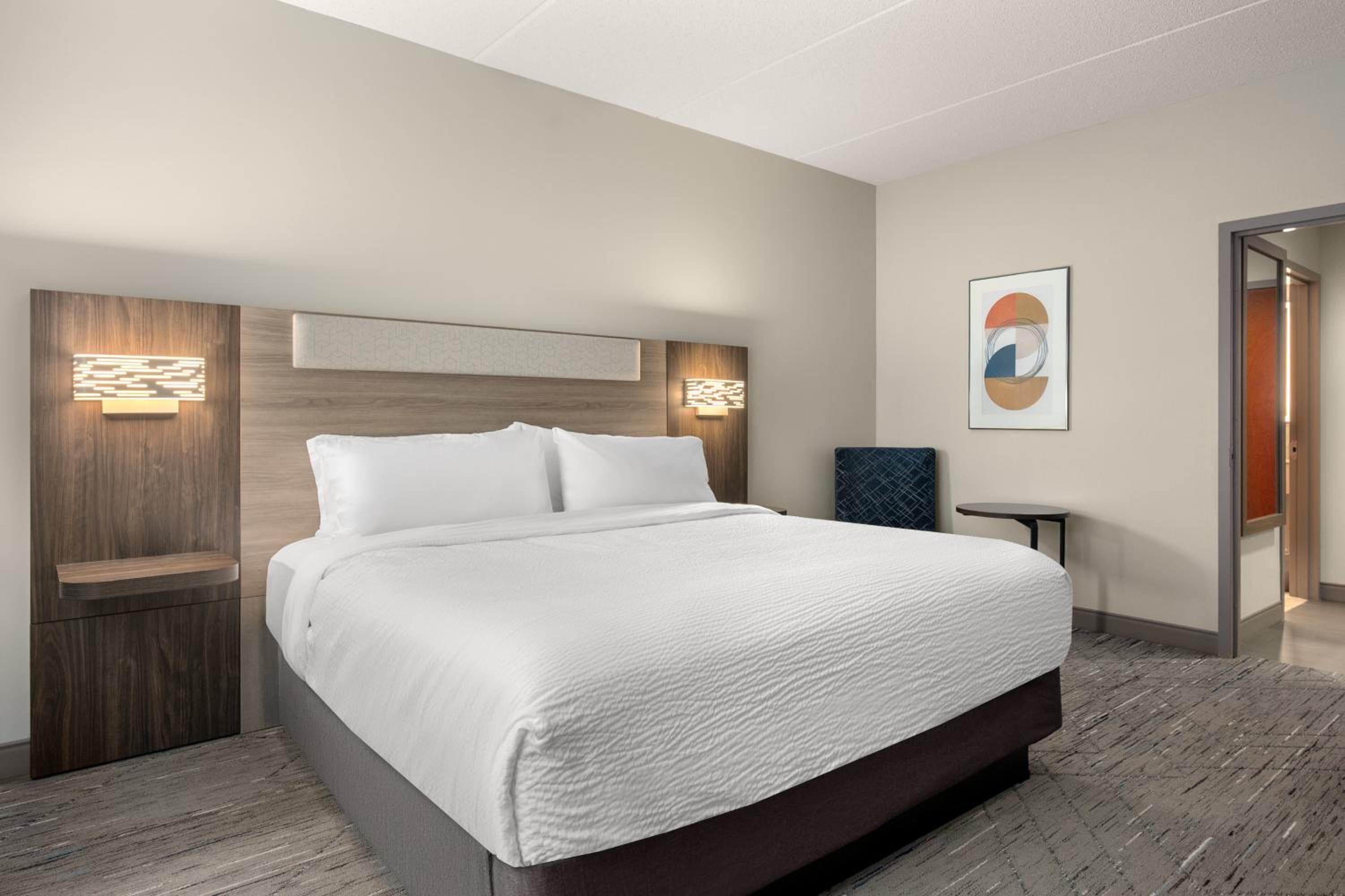 King Suite - Photo 5