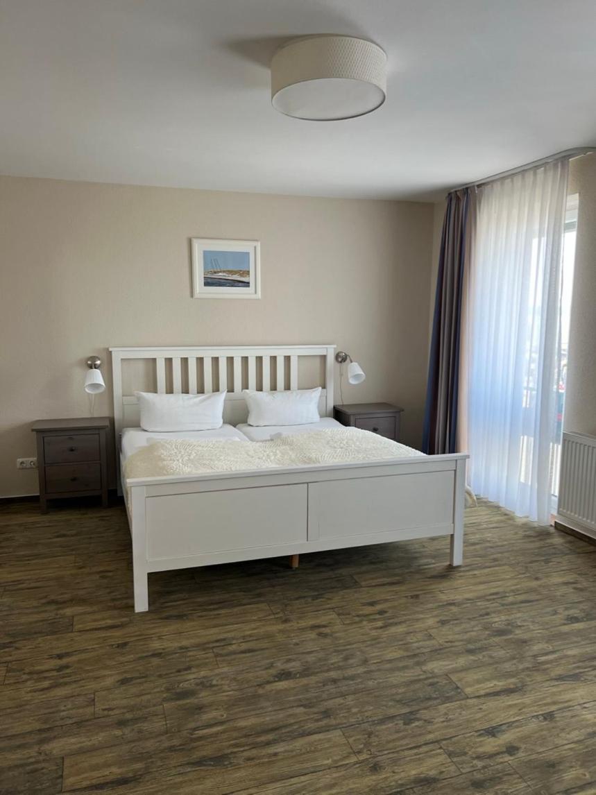 Family Room with Sea View photo 2