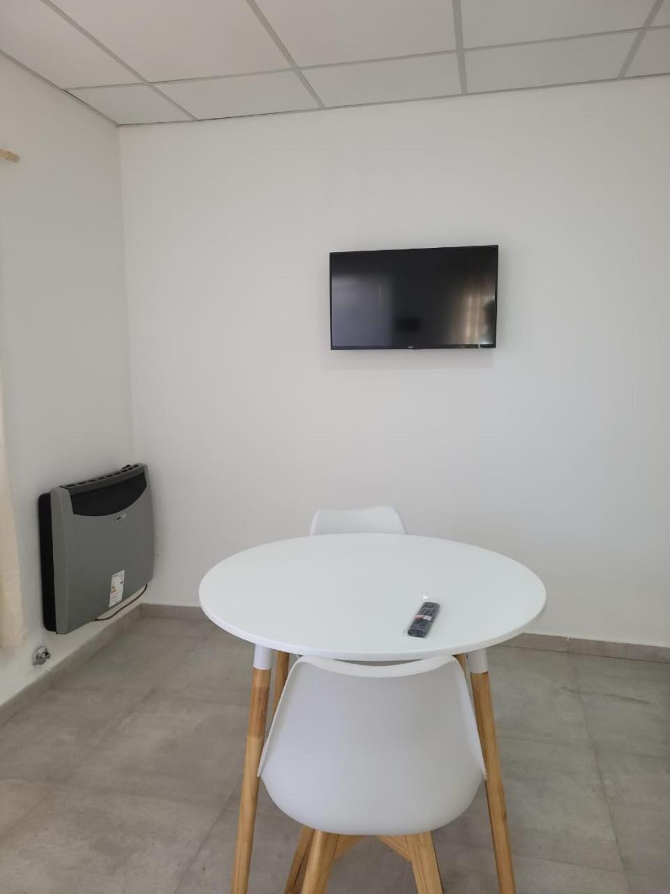 Apartment photo 2