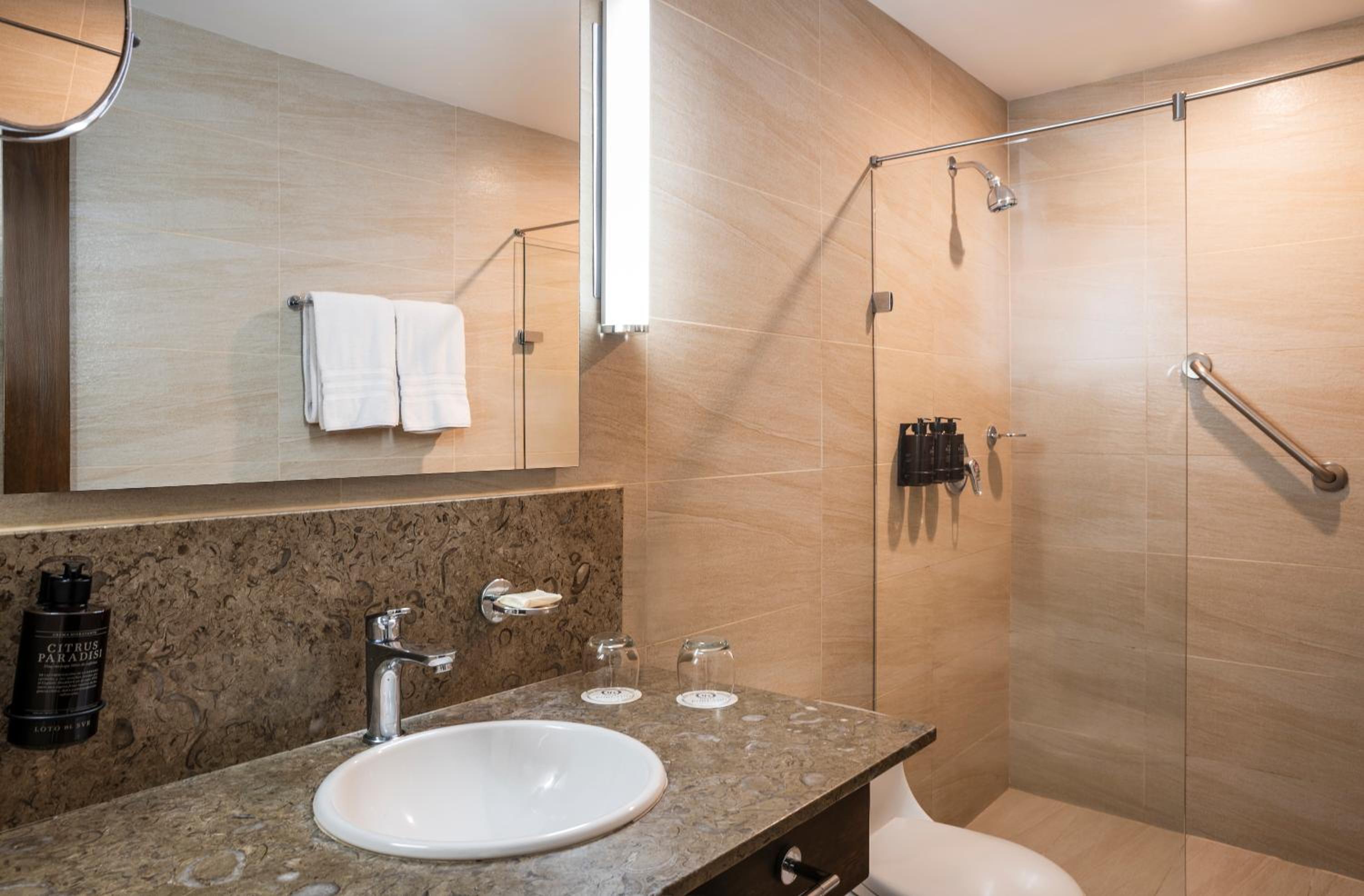 Superior Twin Room photo 2
