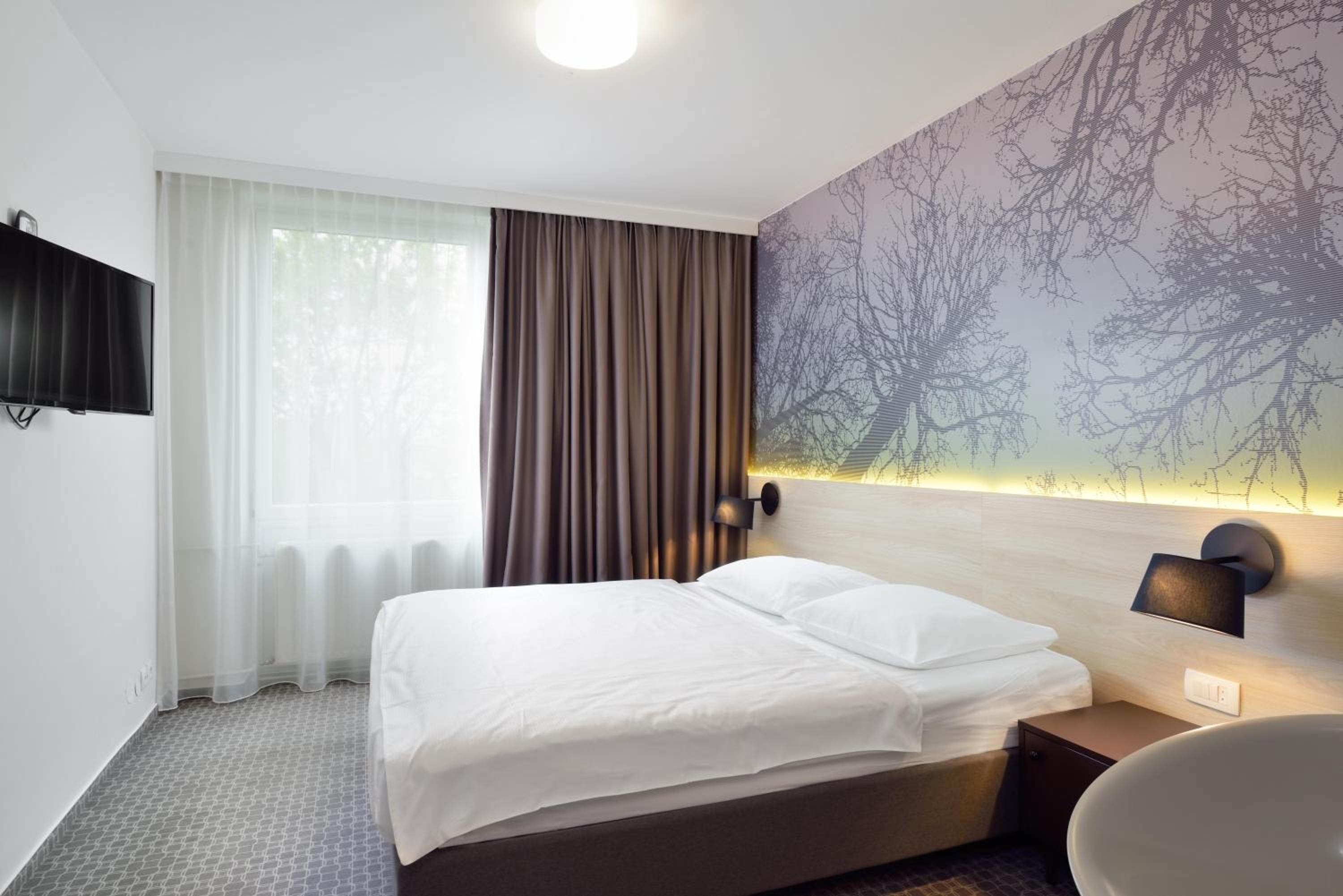 Deluxe Room - Photo 1