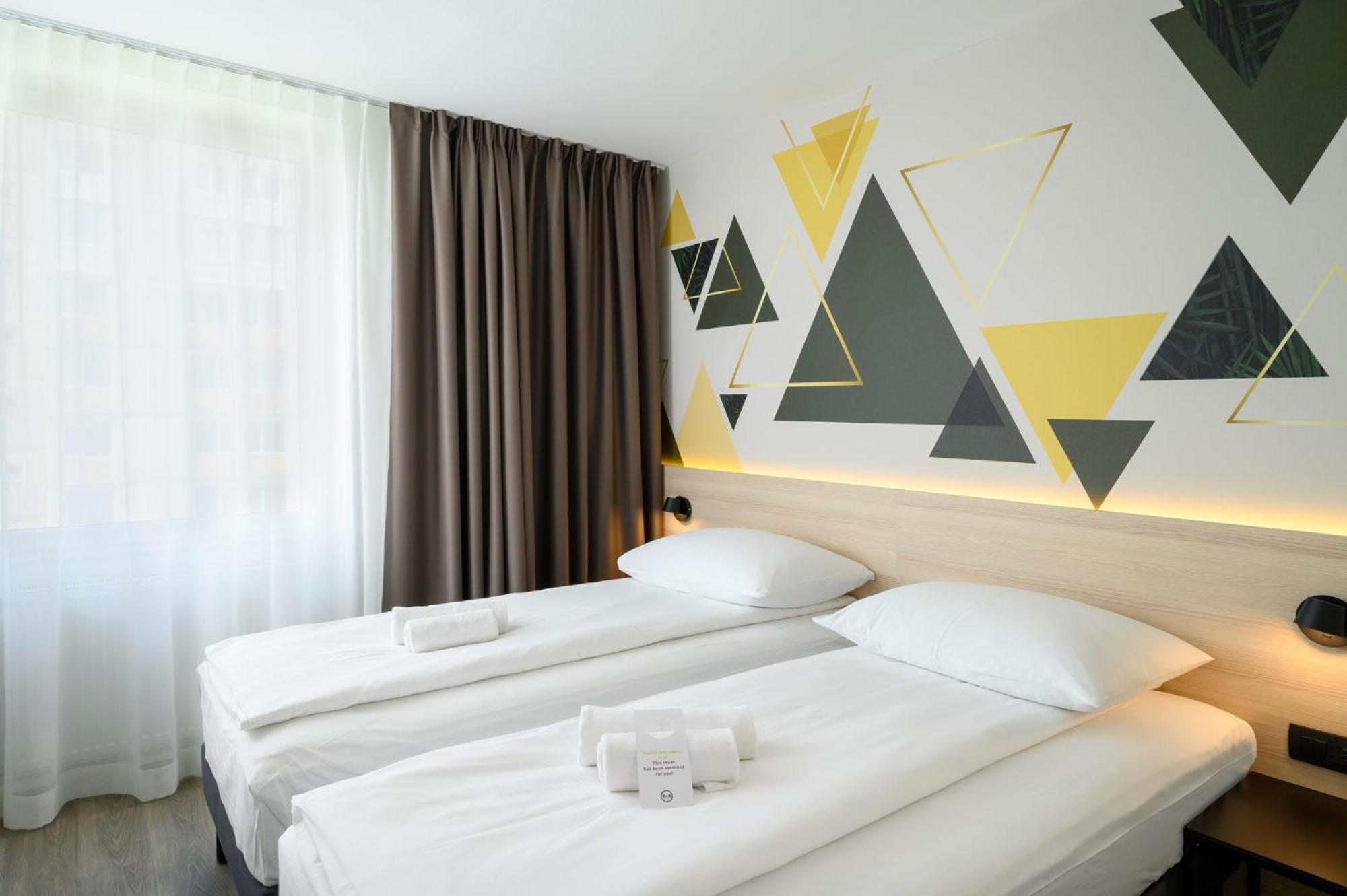 Superior Twin Room - Photo 2