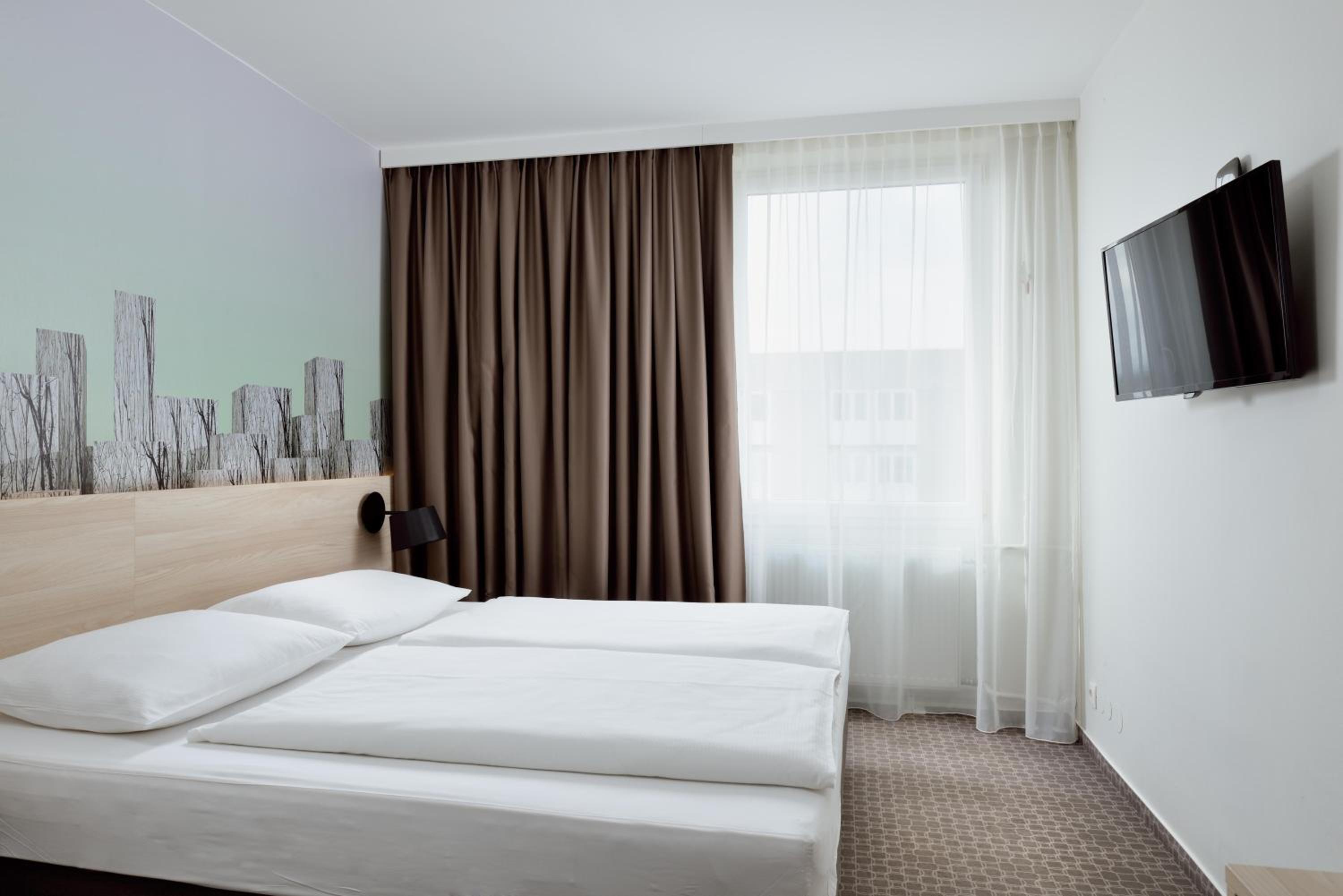 Deluxe Room - Photo 3