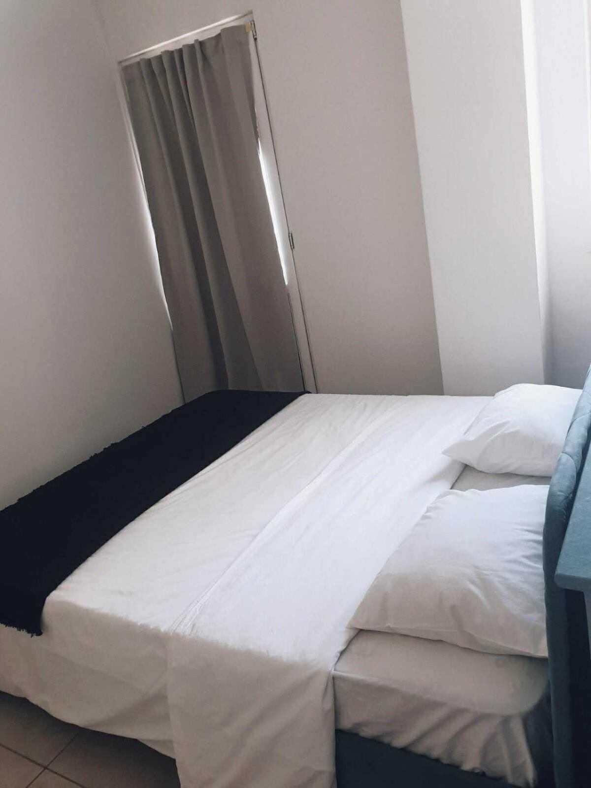 One-Bedroom Apartment with Garden photo 3