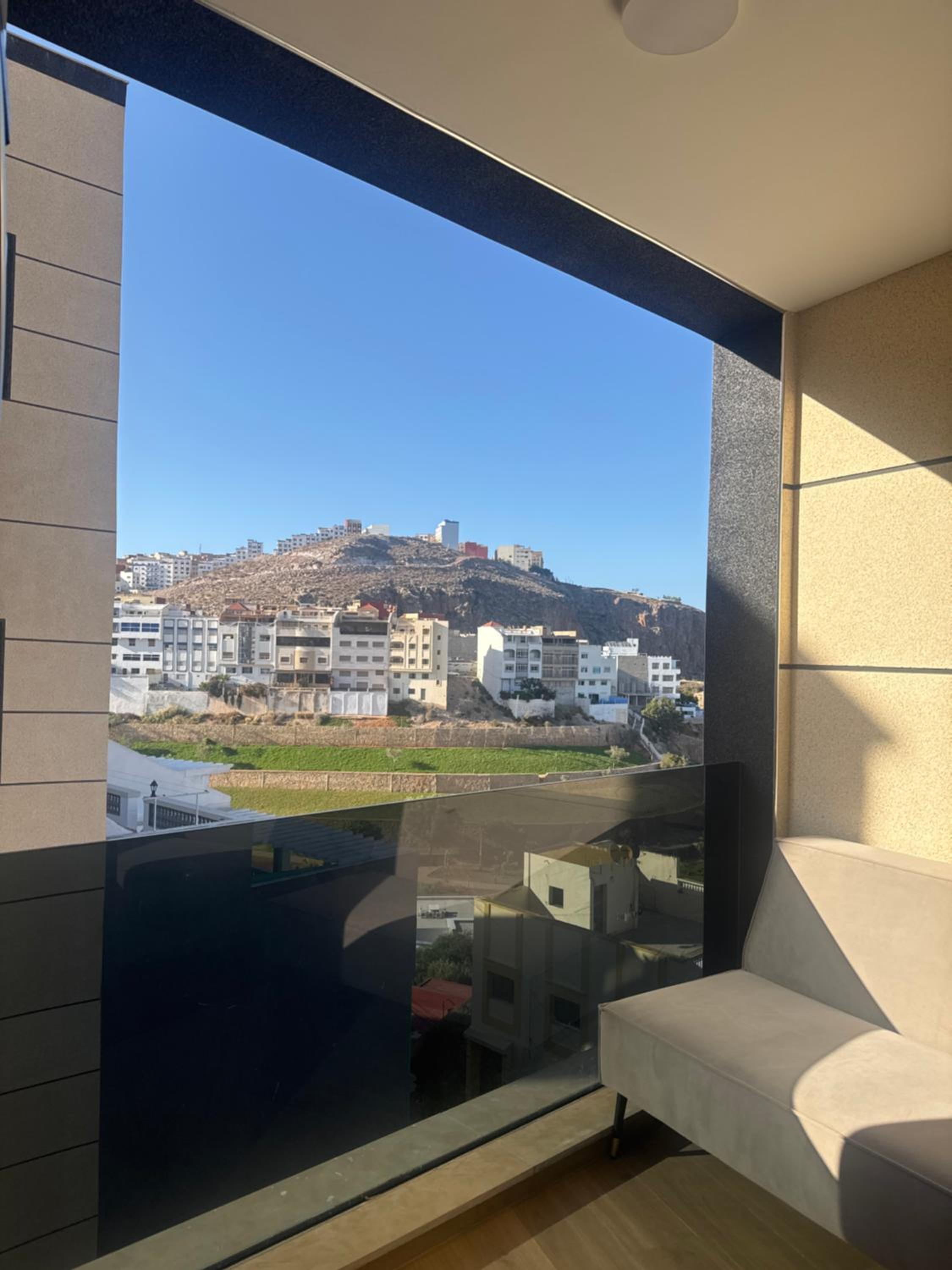 Two-Bedroom Apartment with Balcony and Sea View photo 2