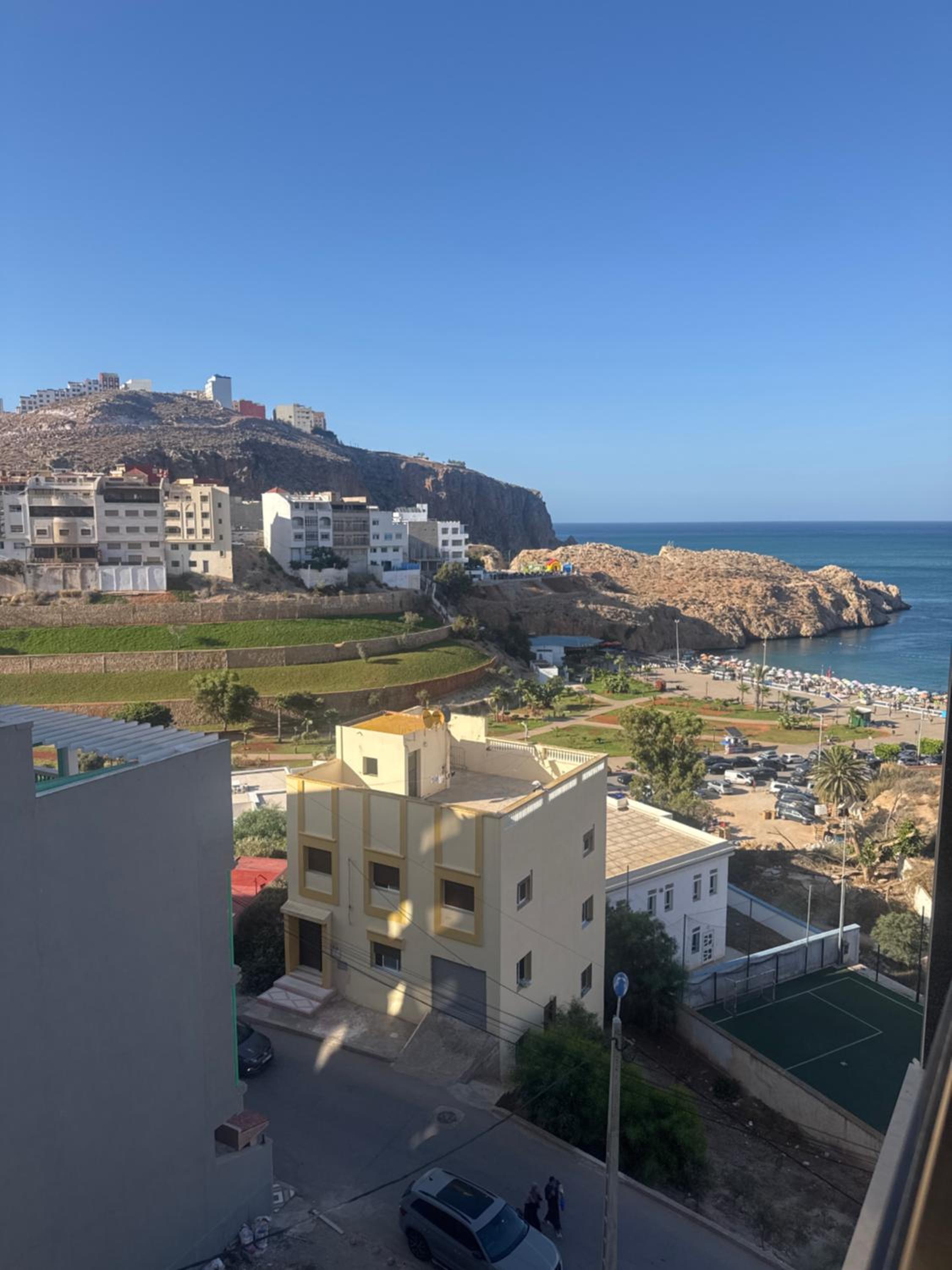 Two-Bedroom Apartment with Balcony and Sea View photo 2