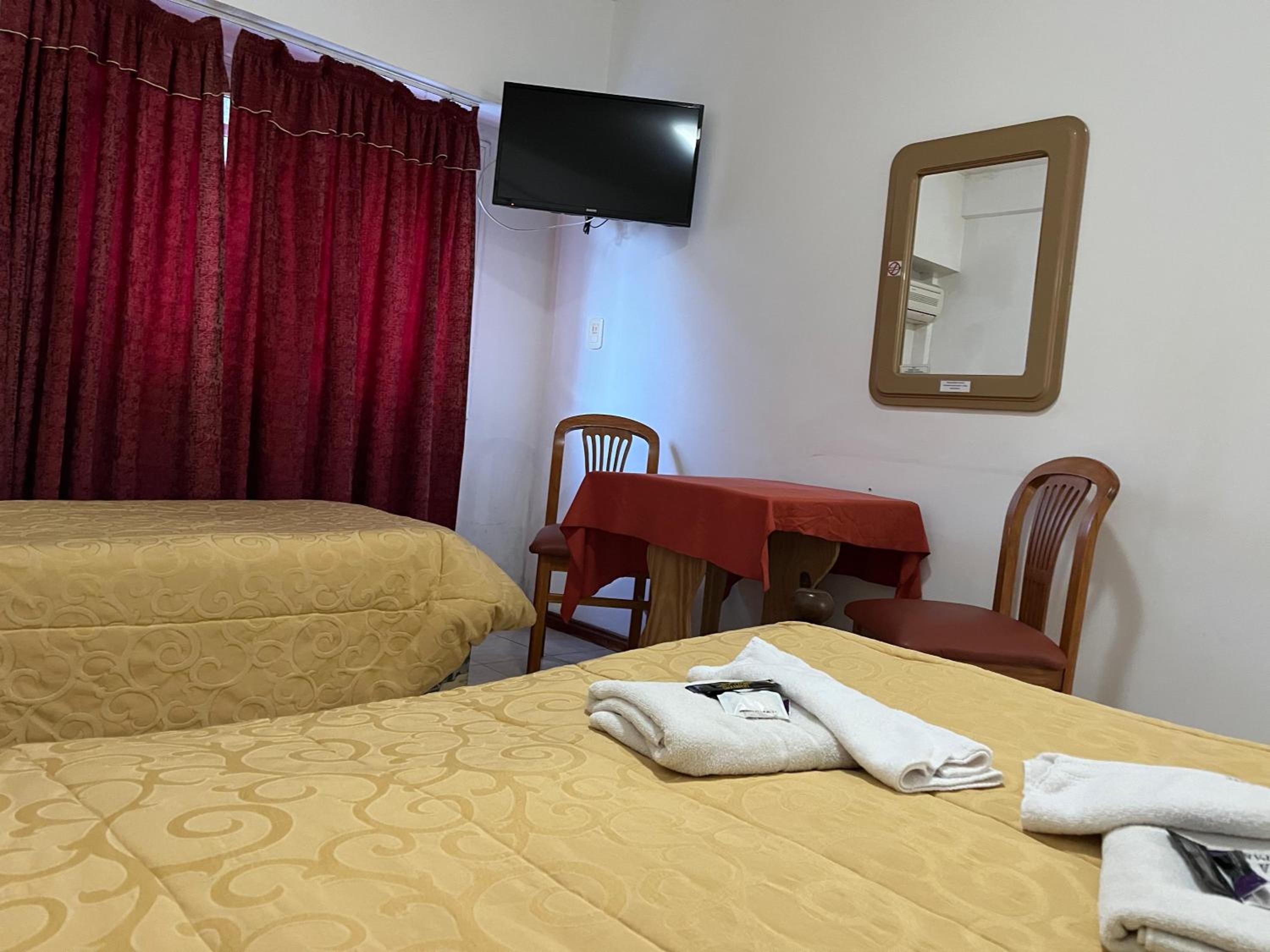 Deluxe Triple Room photo 2