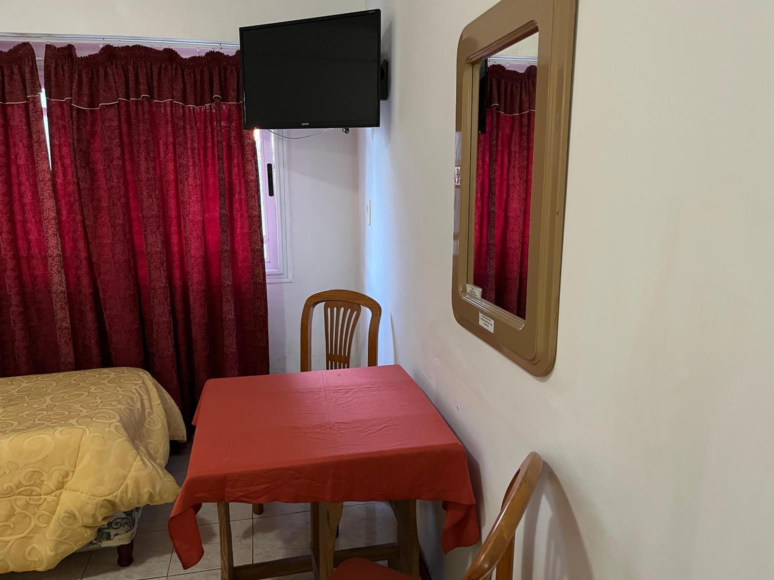 Deluxe Triple Room photo 3