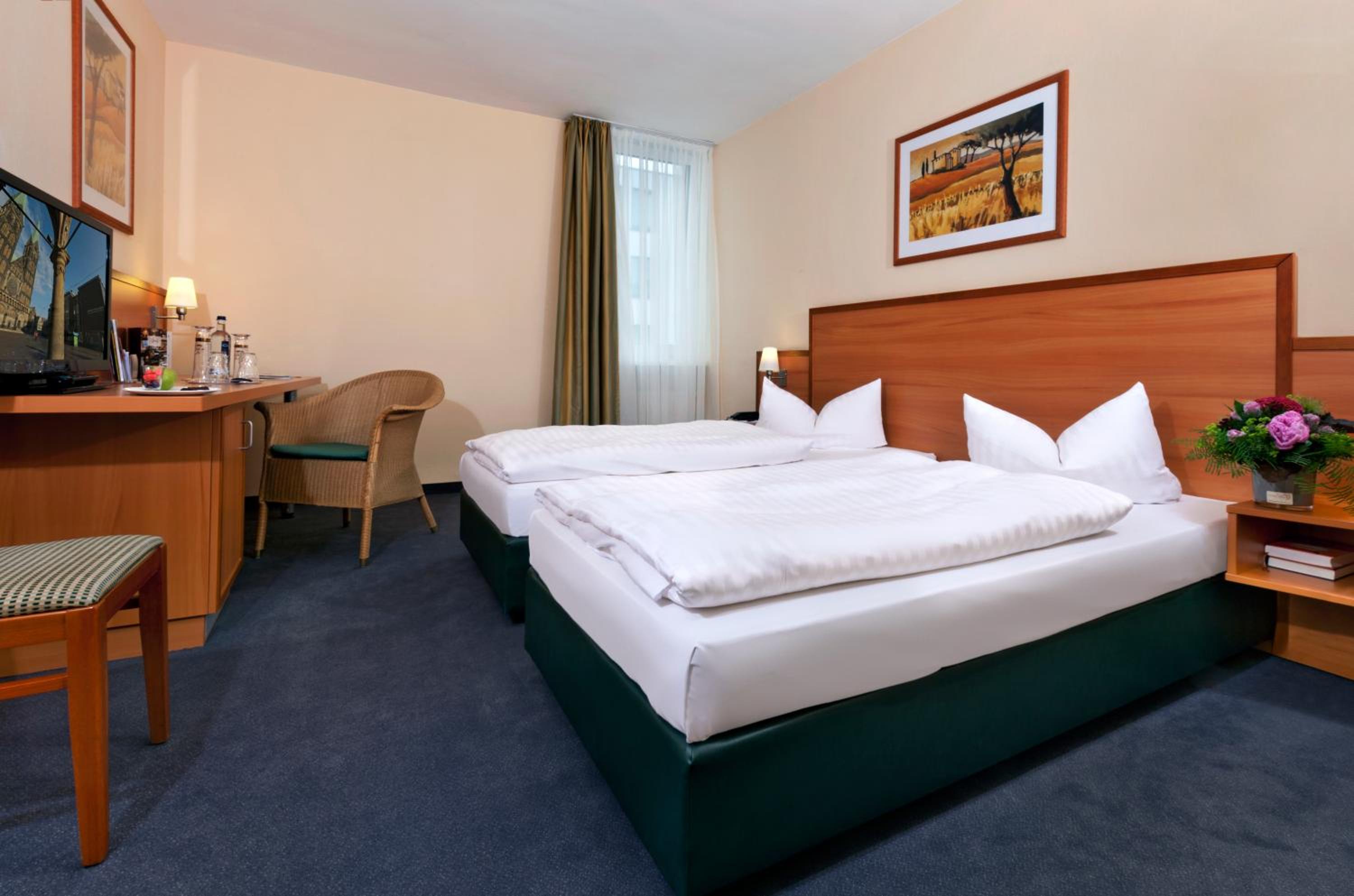 Comfort Twin Room - Photo 1