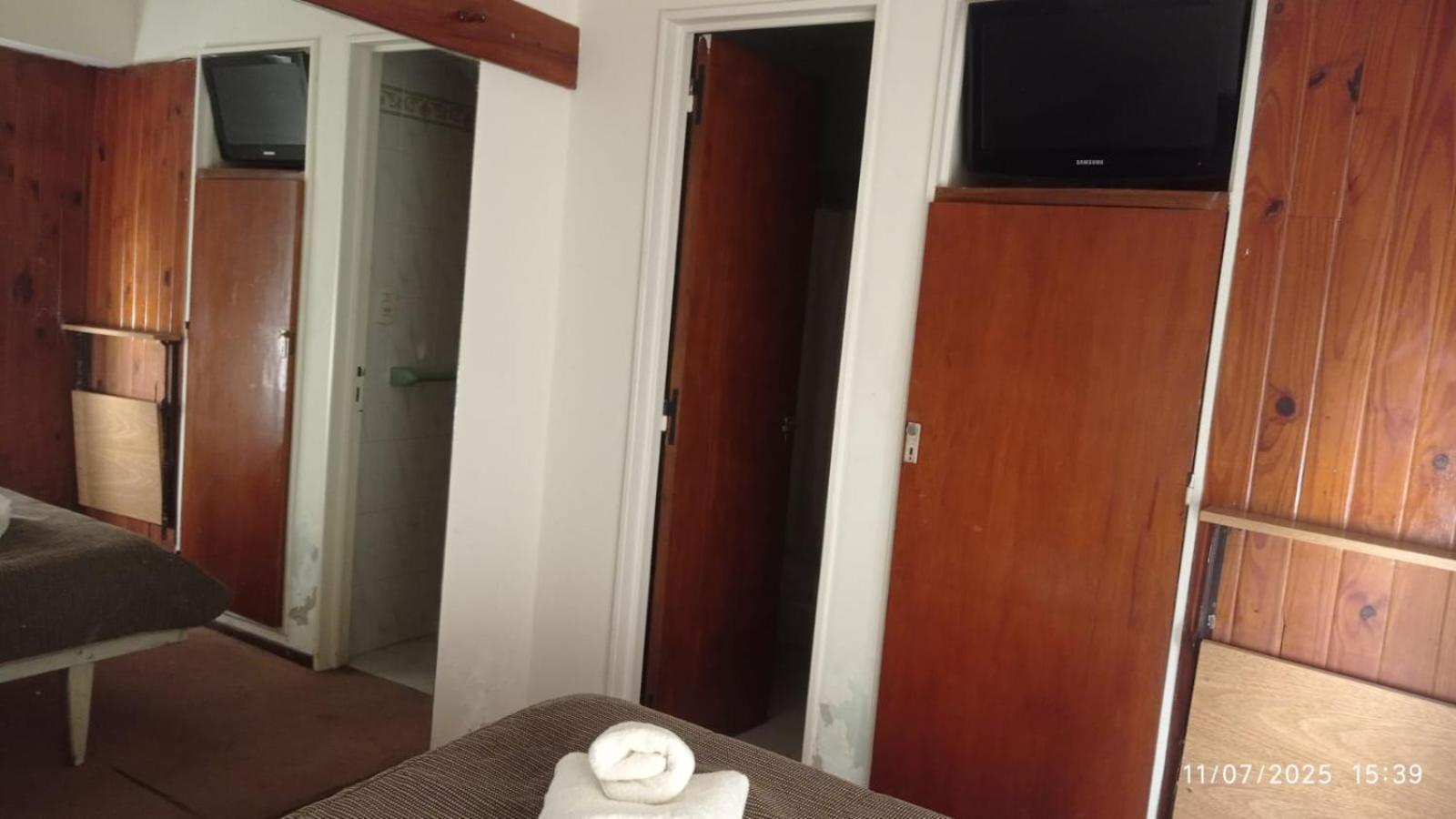 Budget Double Room photo 2