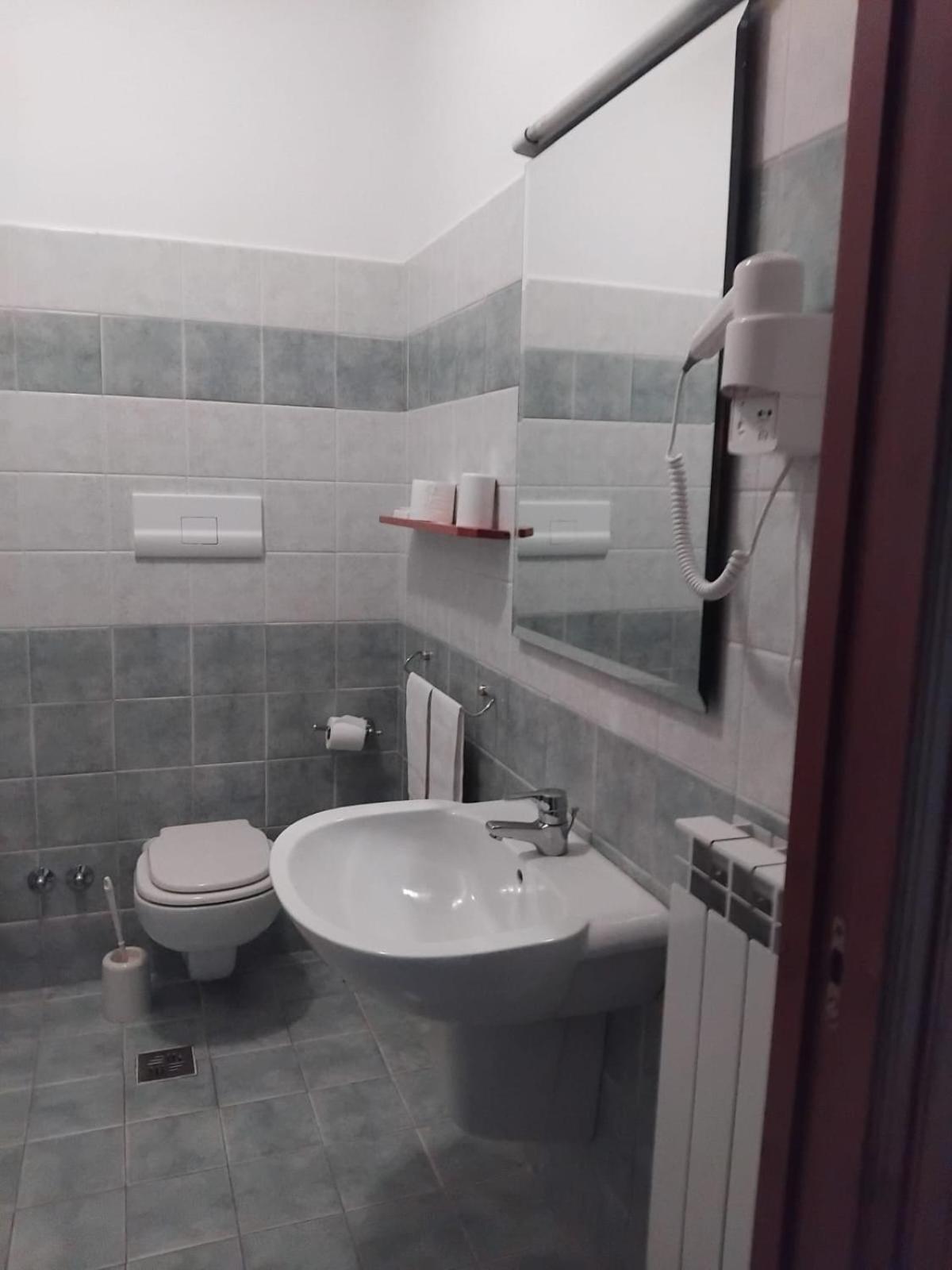 Double Room with Lake View photo 3