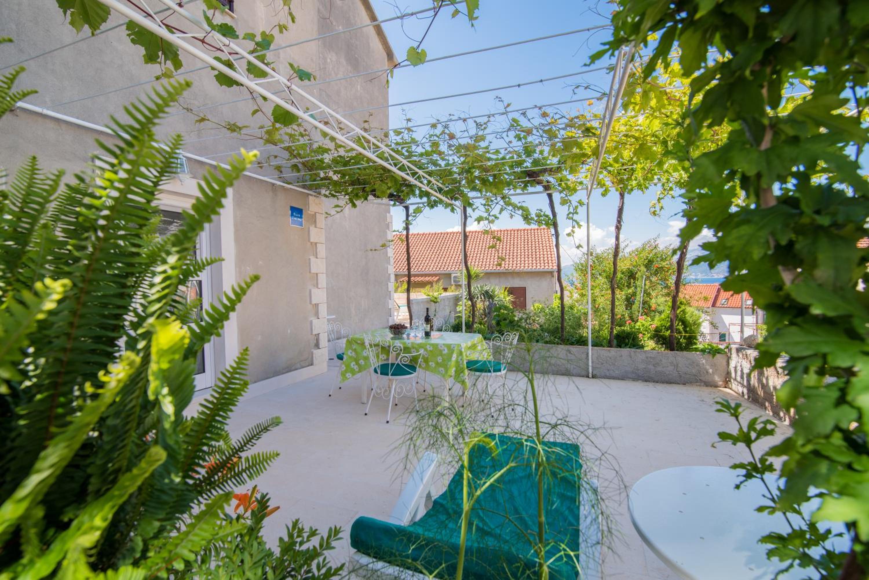 Studio Apartment with Terrace and Sea View - Photo 16