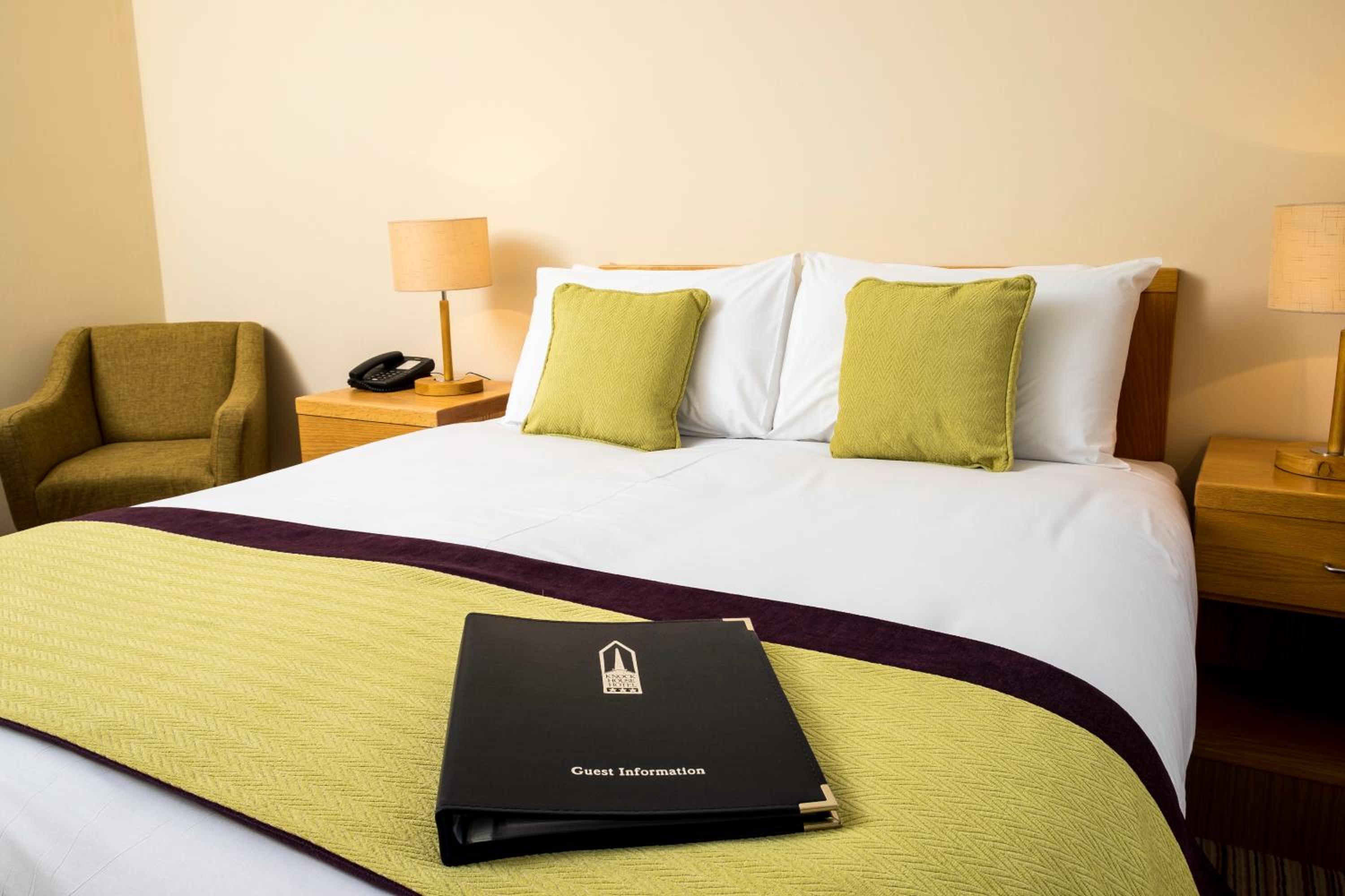 Double Room - Photo 6