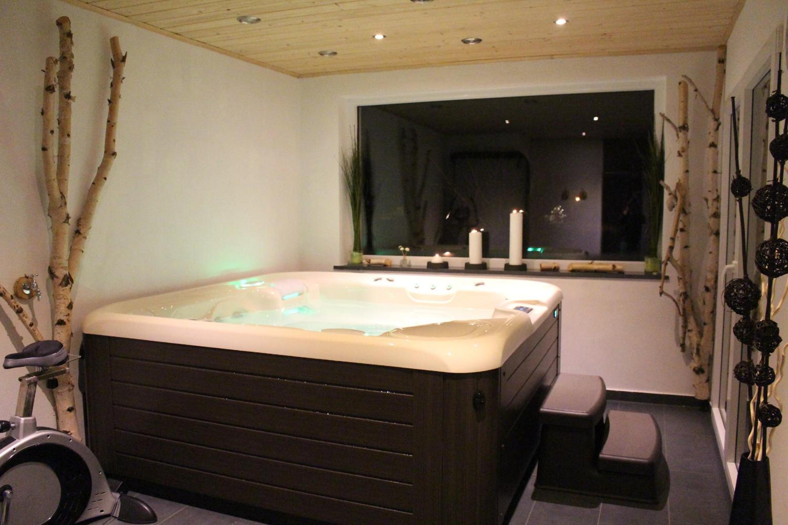 Room with Balcony and Private External bathroom - Photo 15