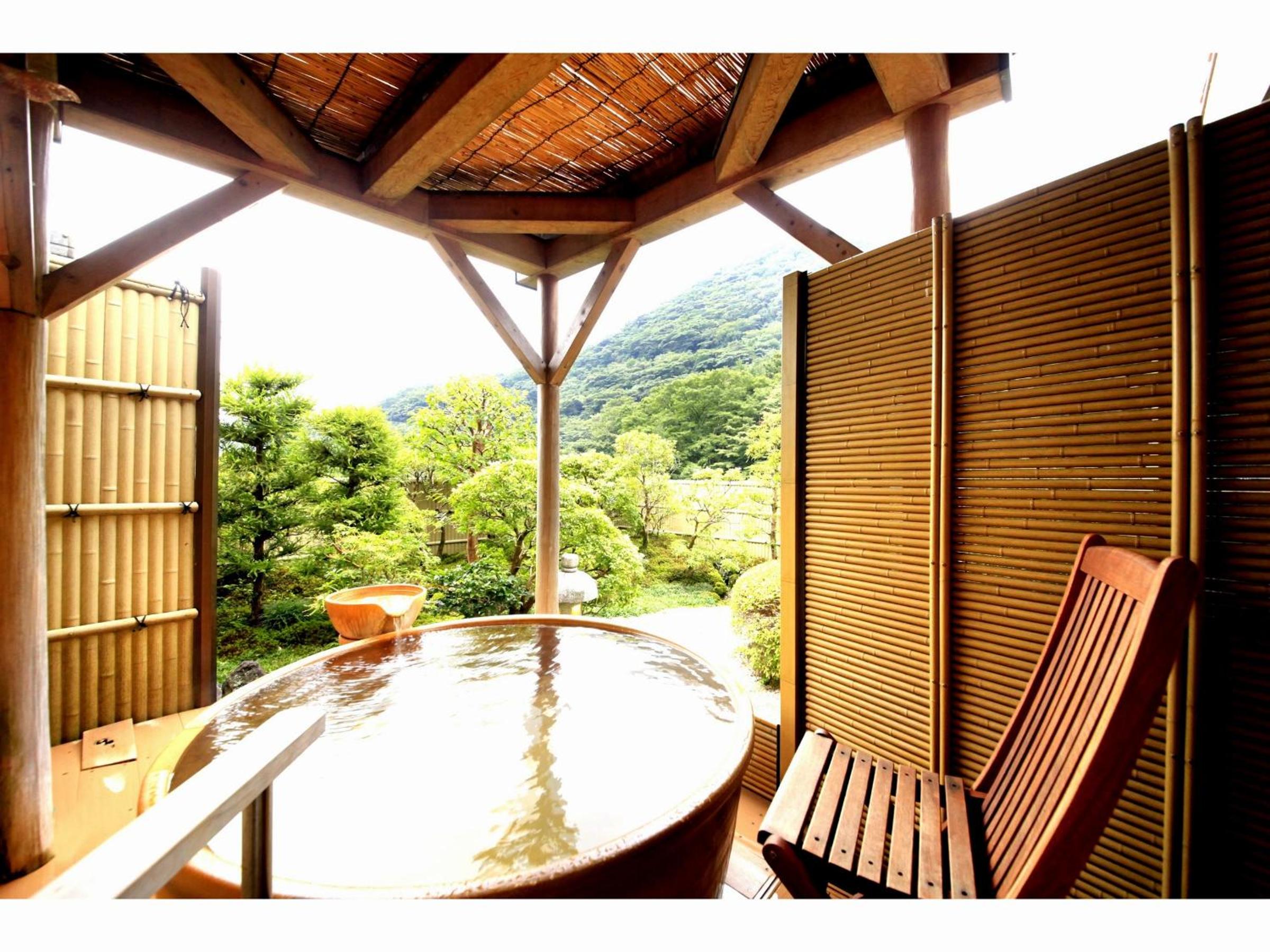 Suite with Garden View