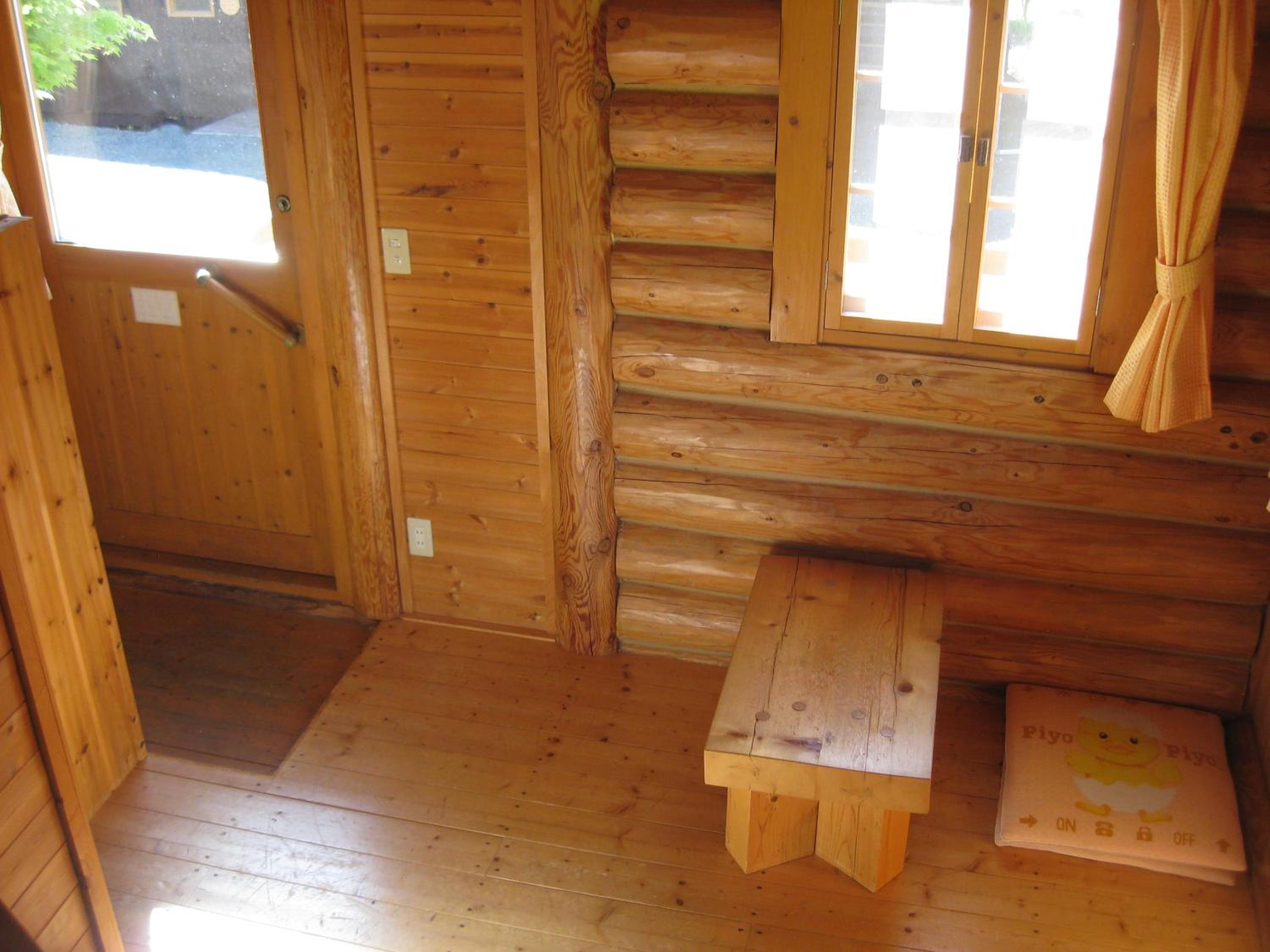 Cottage with Loft (2 adult) photo 2