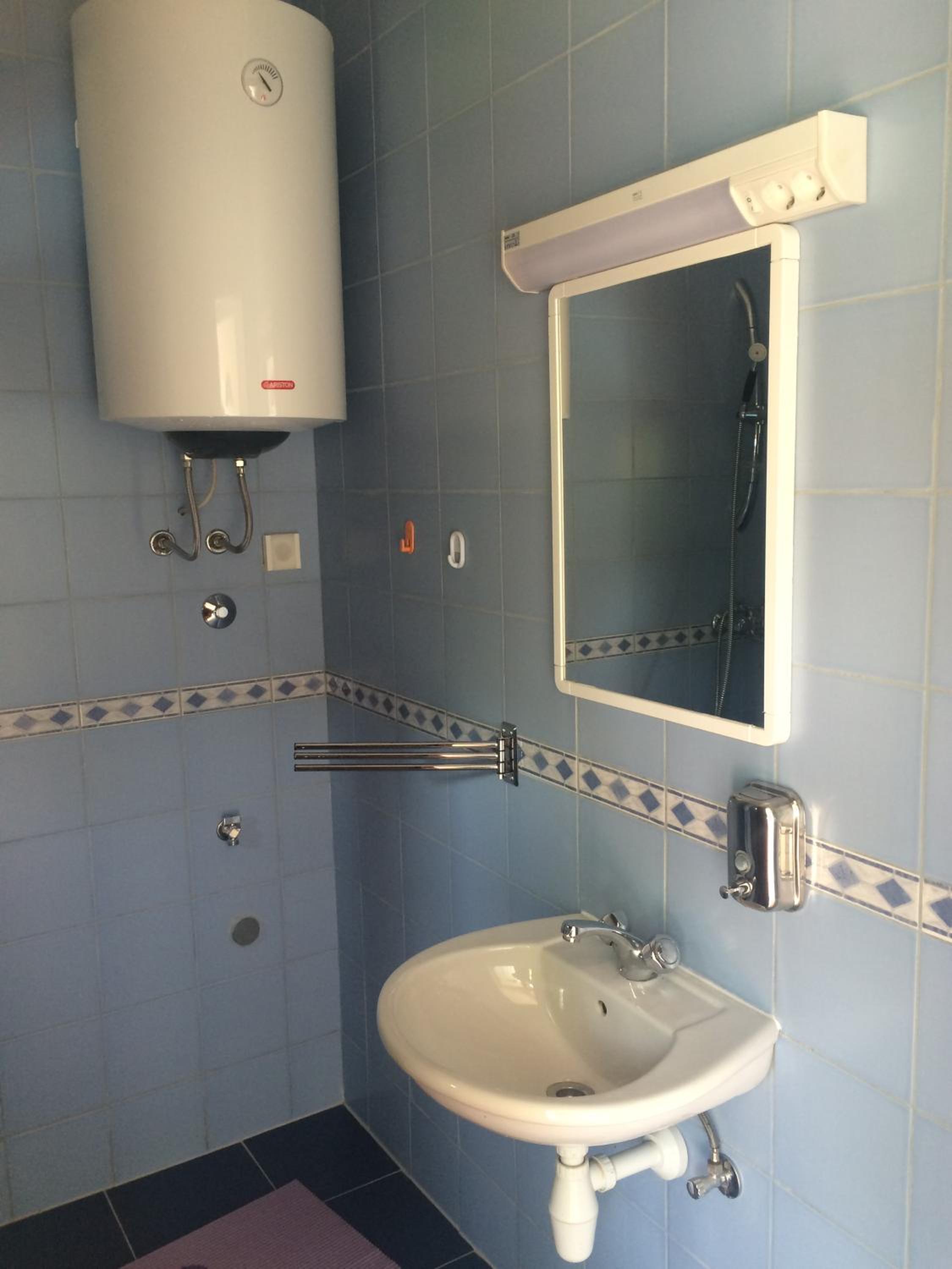 Double Room with Private External Bathroom photo 2