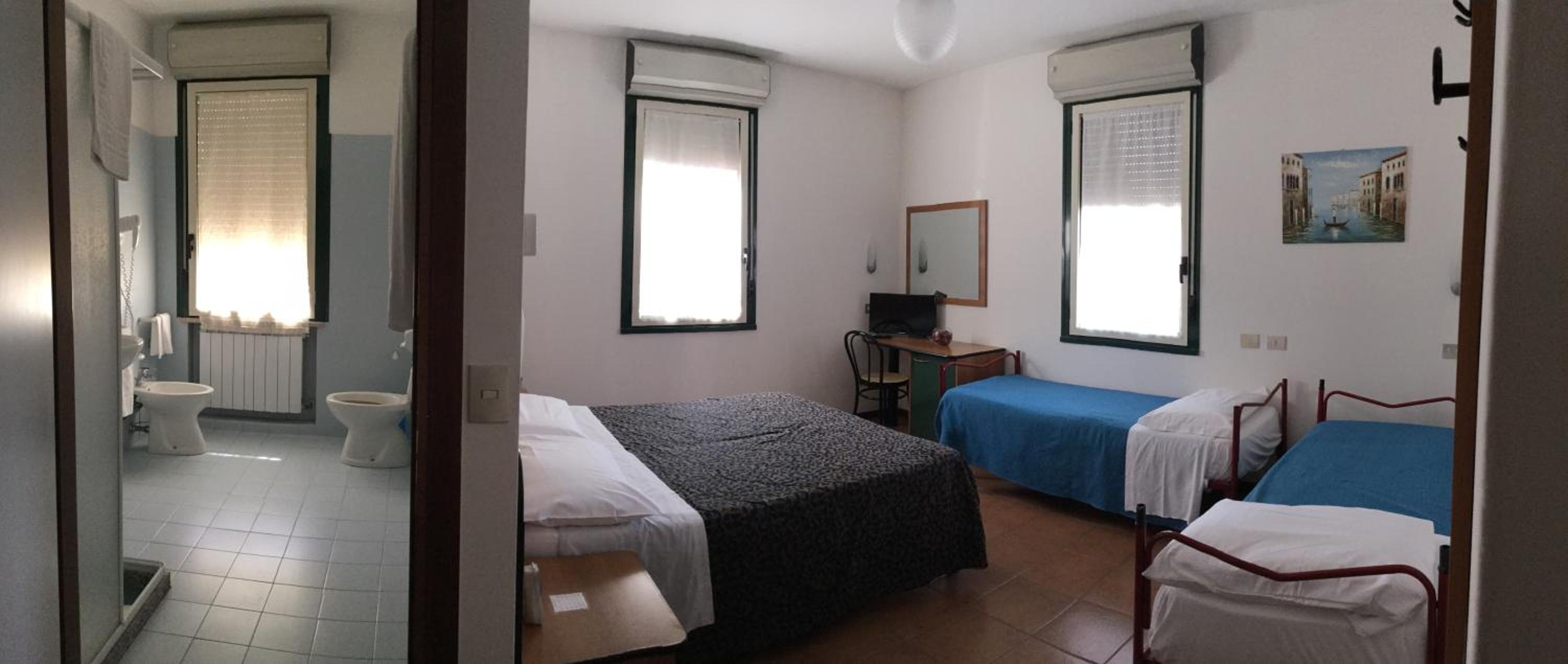 Quadruple Room photo 3