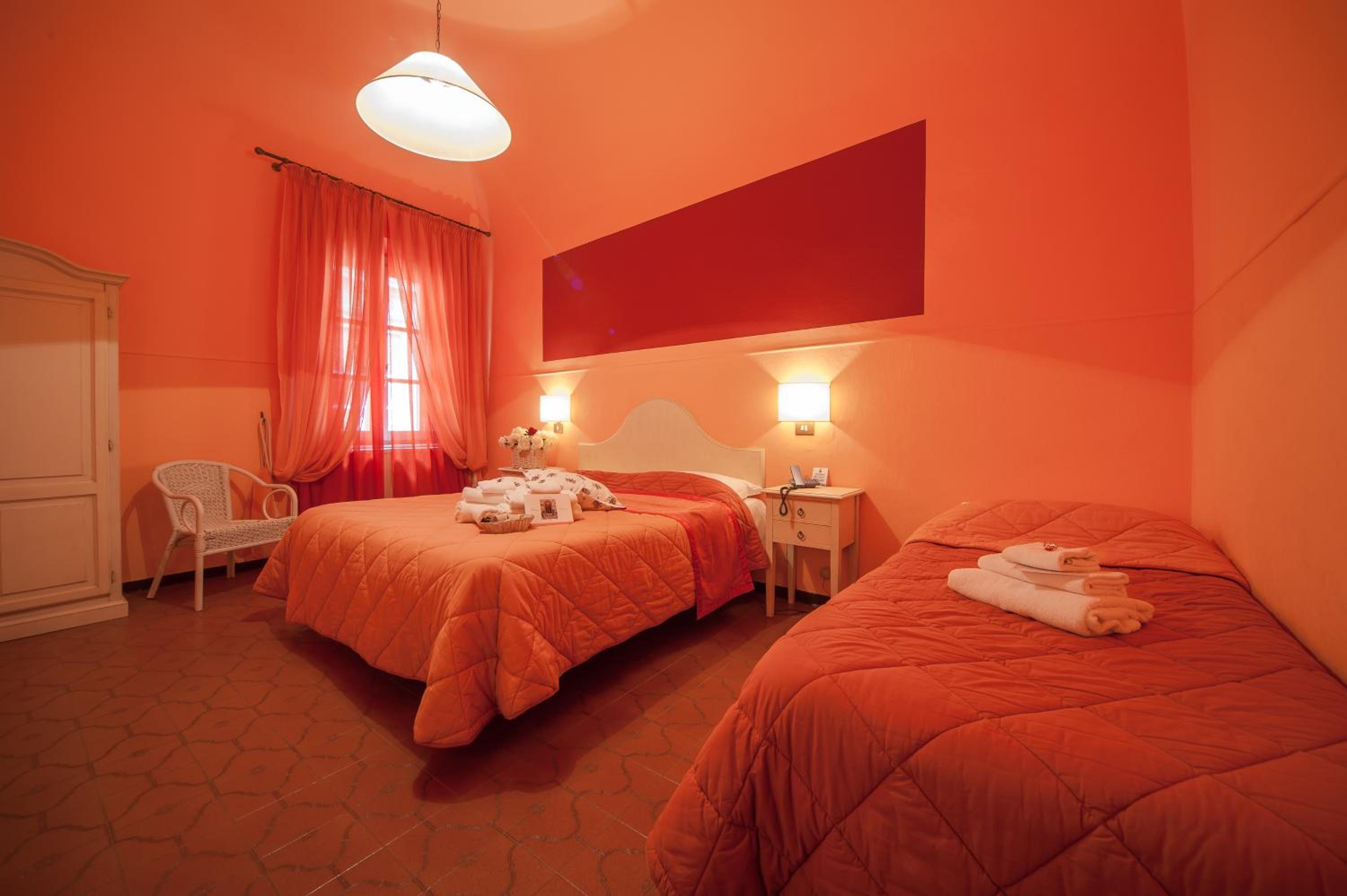 Triple Room - Photo 6