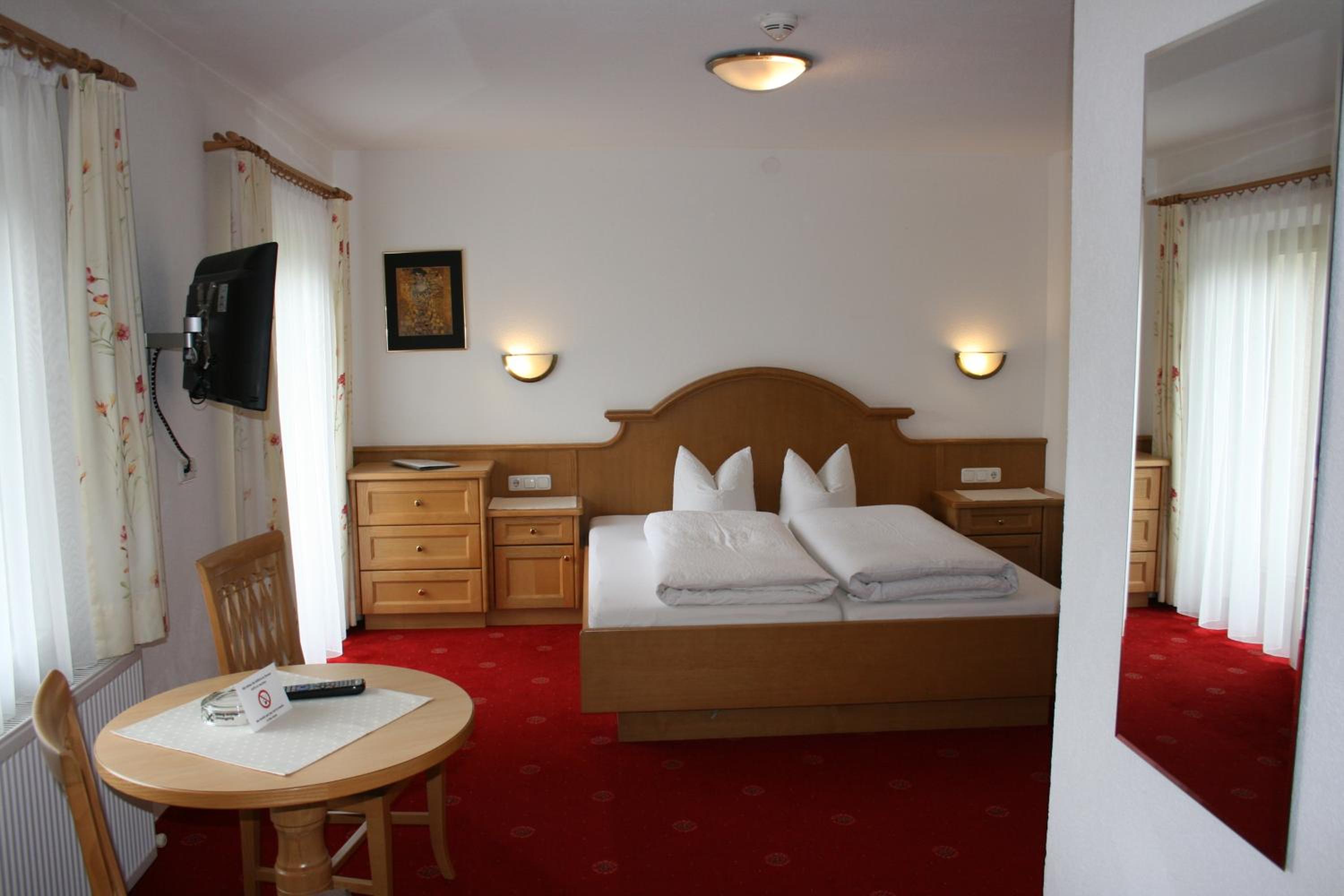 Comfort Double Room with Balcony photo 2