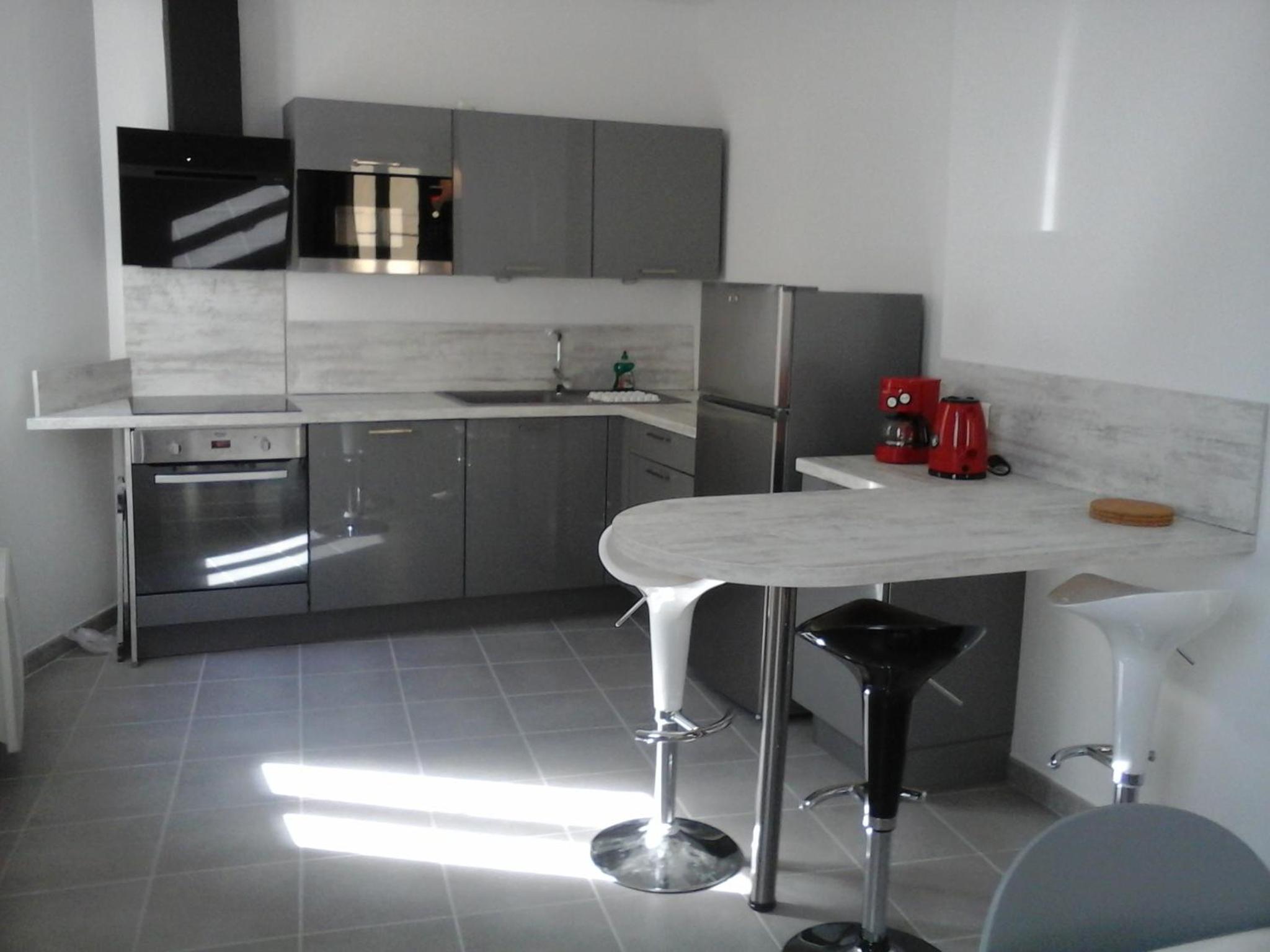 One-Bedroom Apartment photo 2