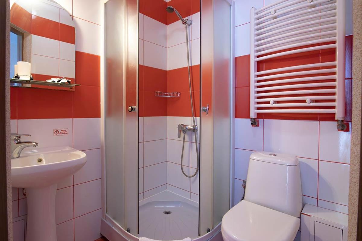 Budget Twin Room photo 2