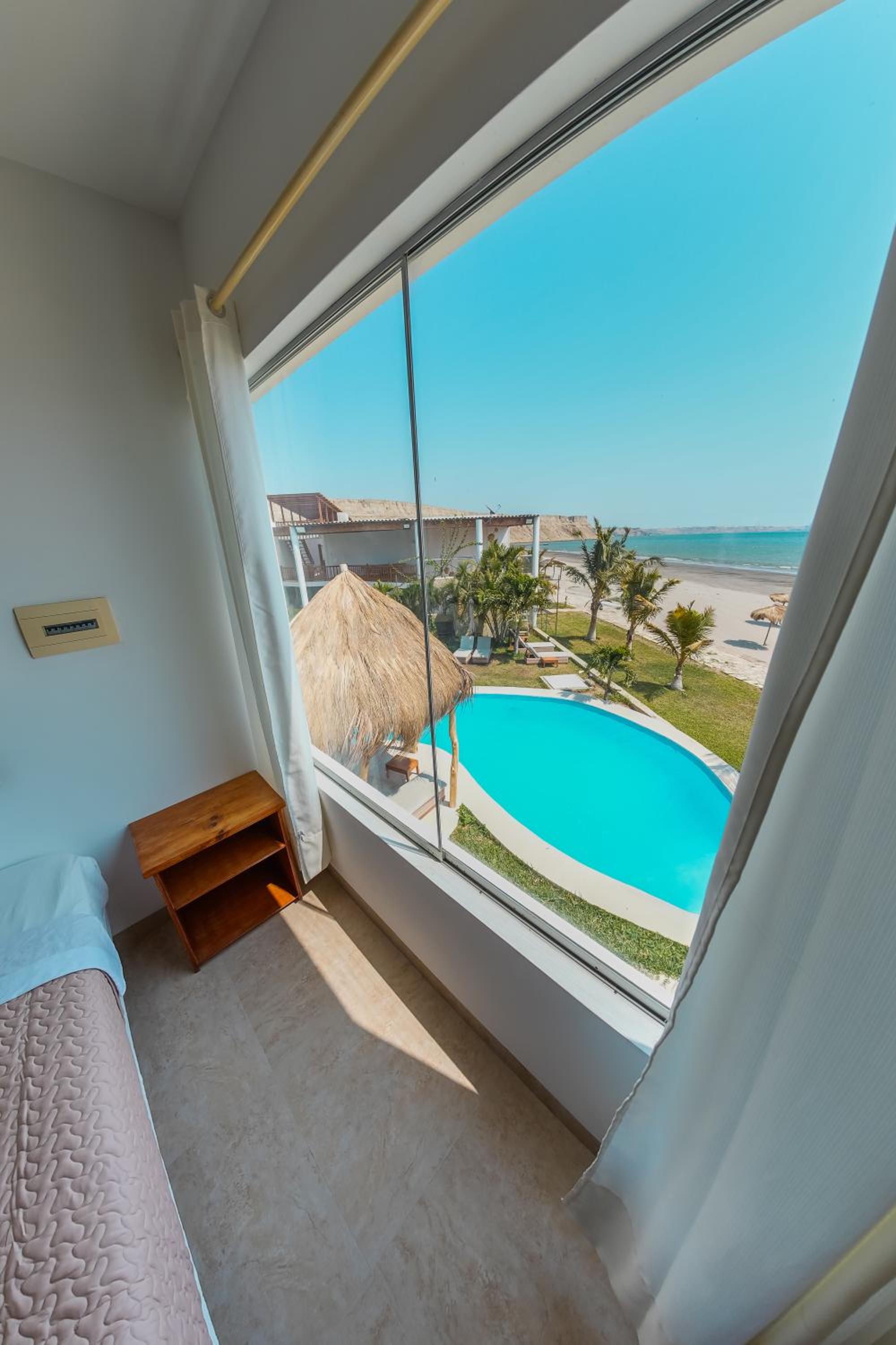 Deluxe Suite with Sea View photo 1