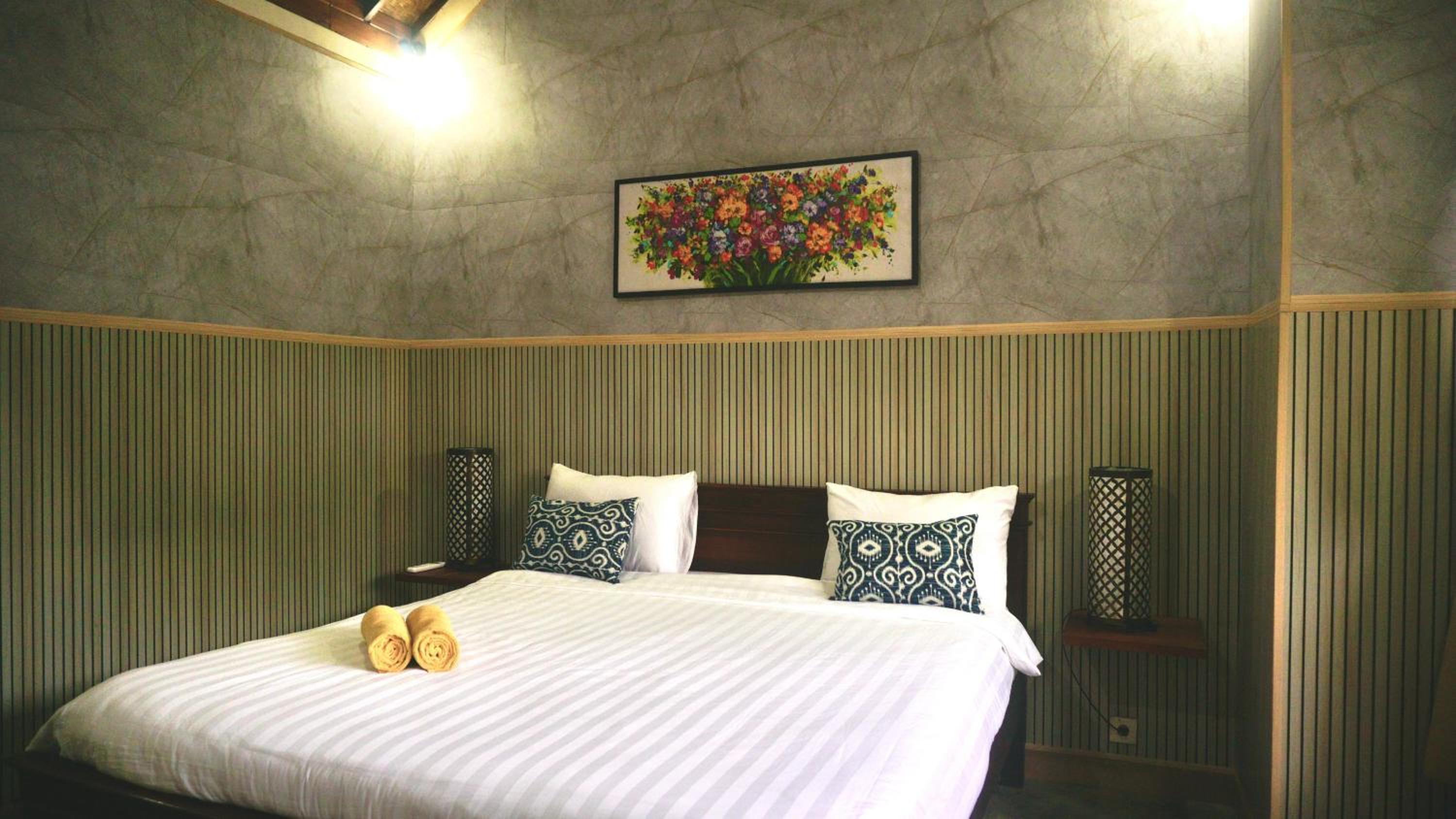 Double Room with Private Bathroom