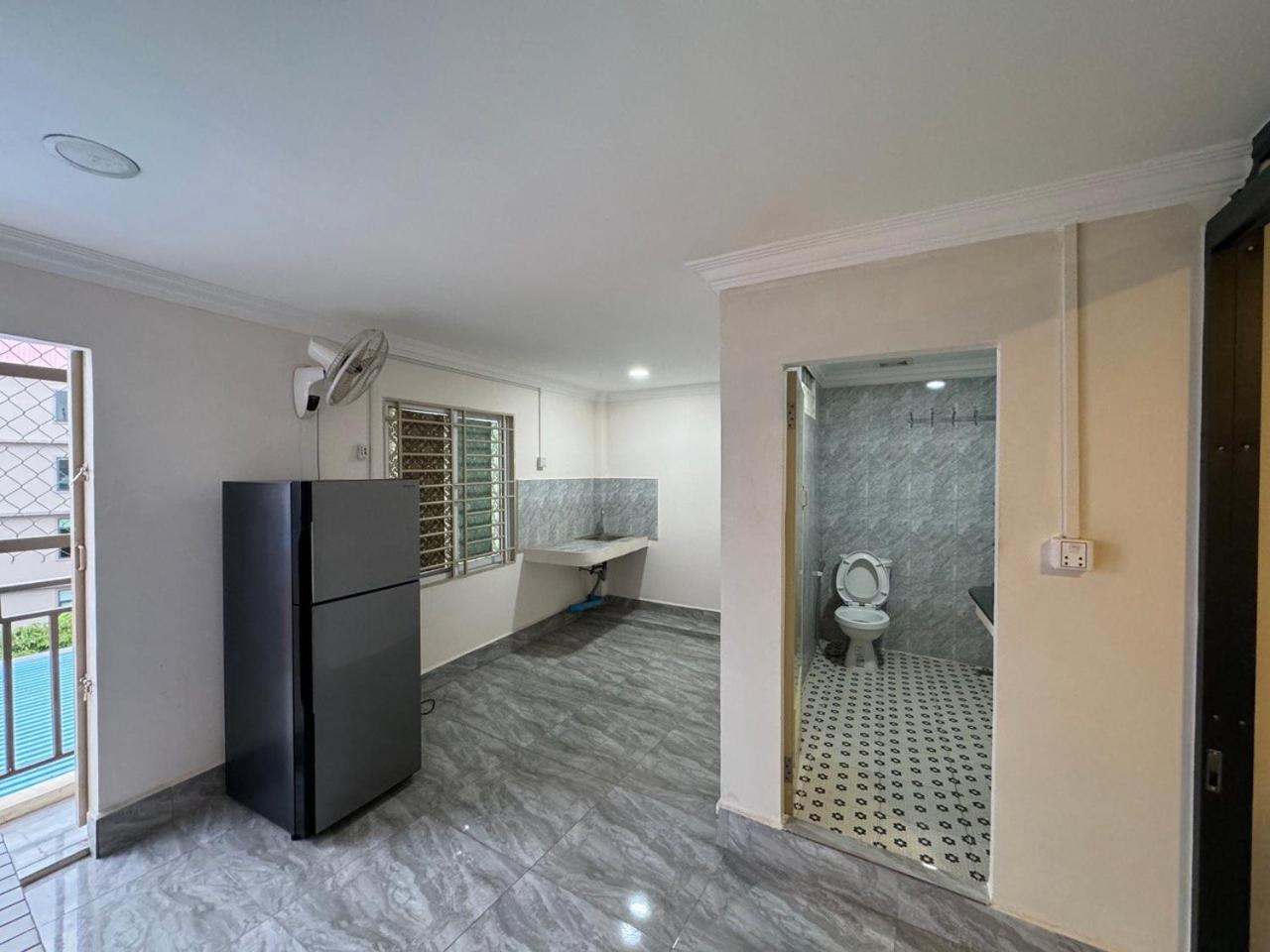 Apartment with City View
