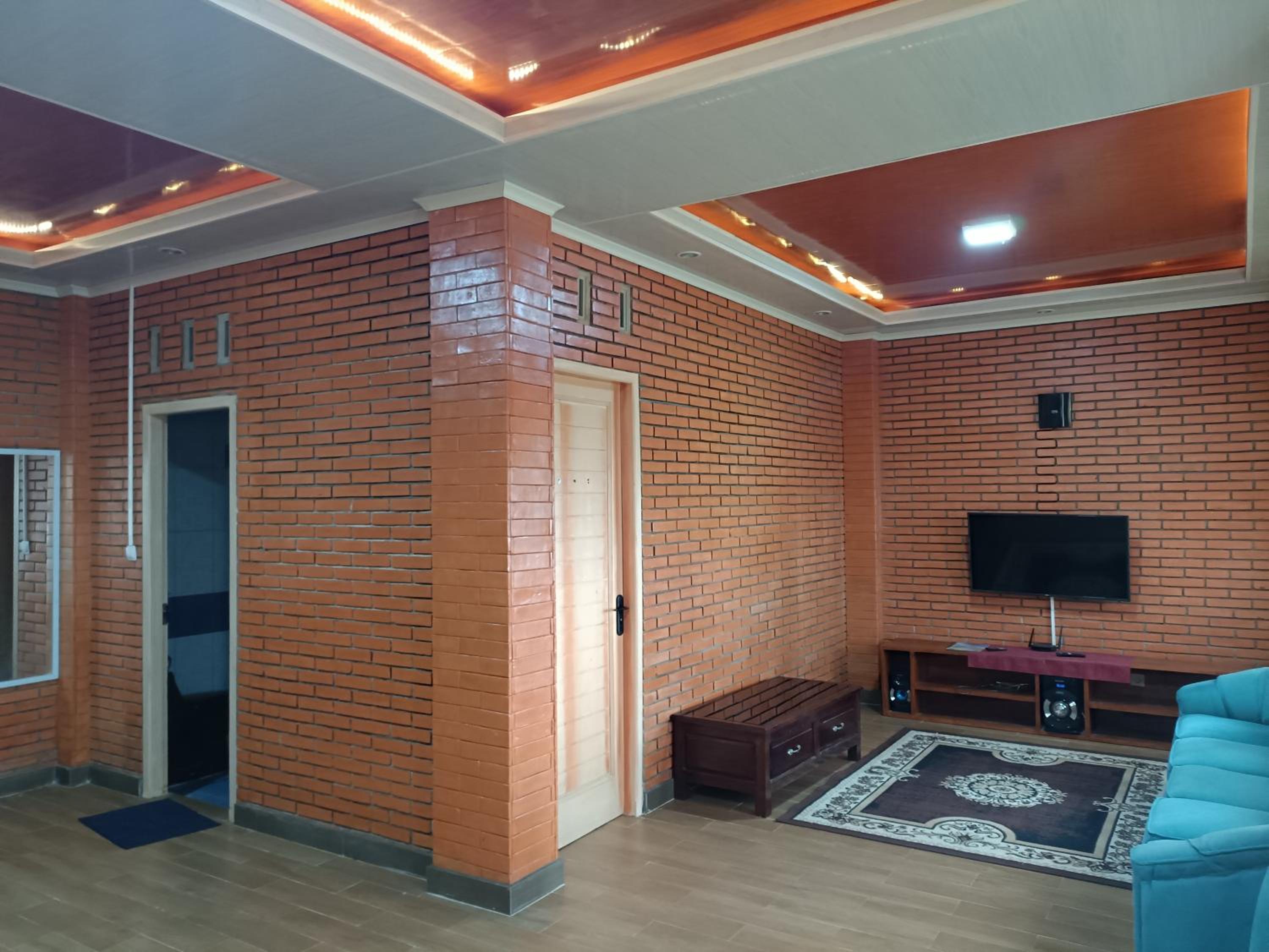Three-Bedroom Villa photo 1
