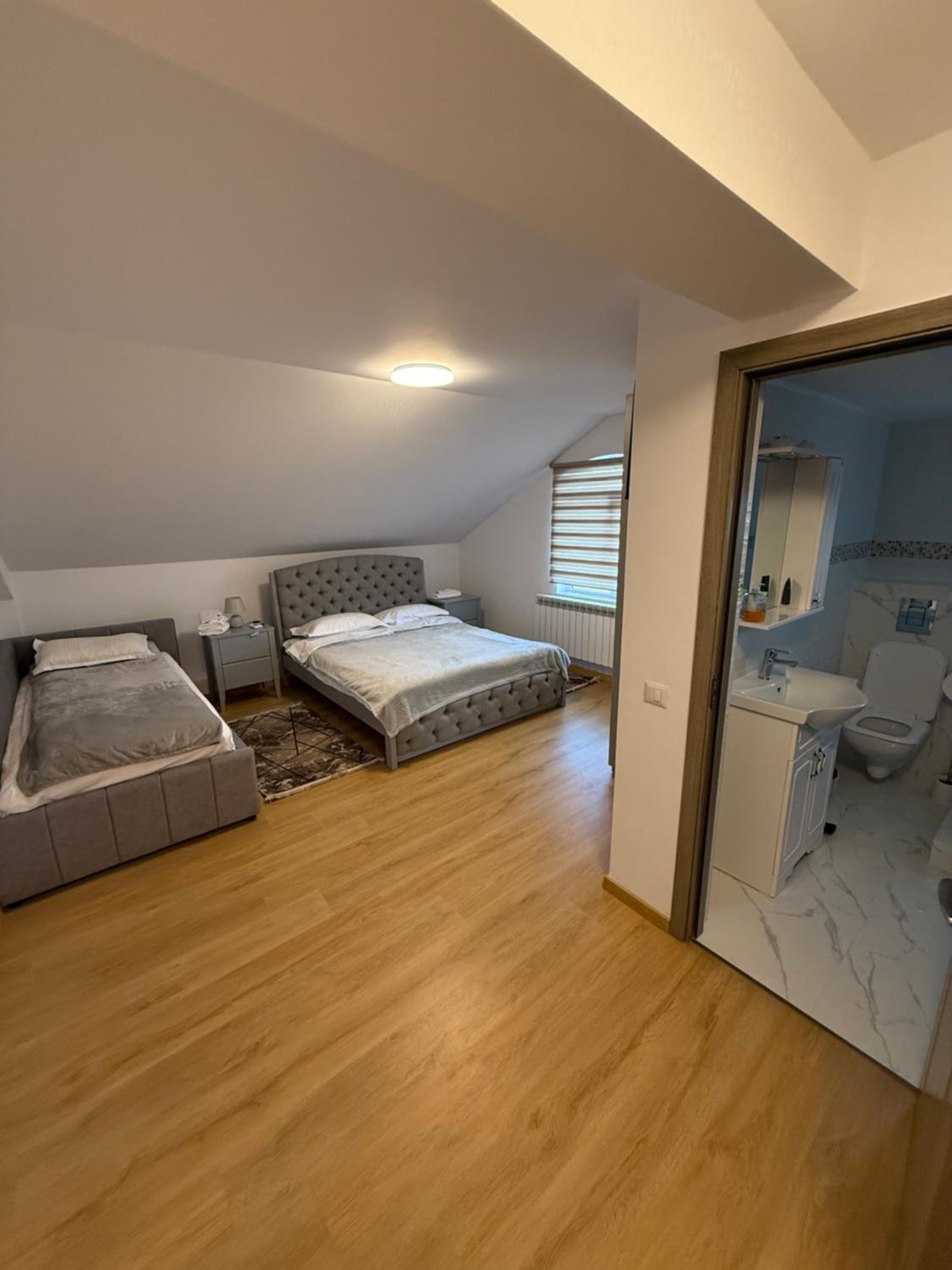 Classic Triple Room - Photo 7