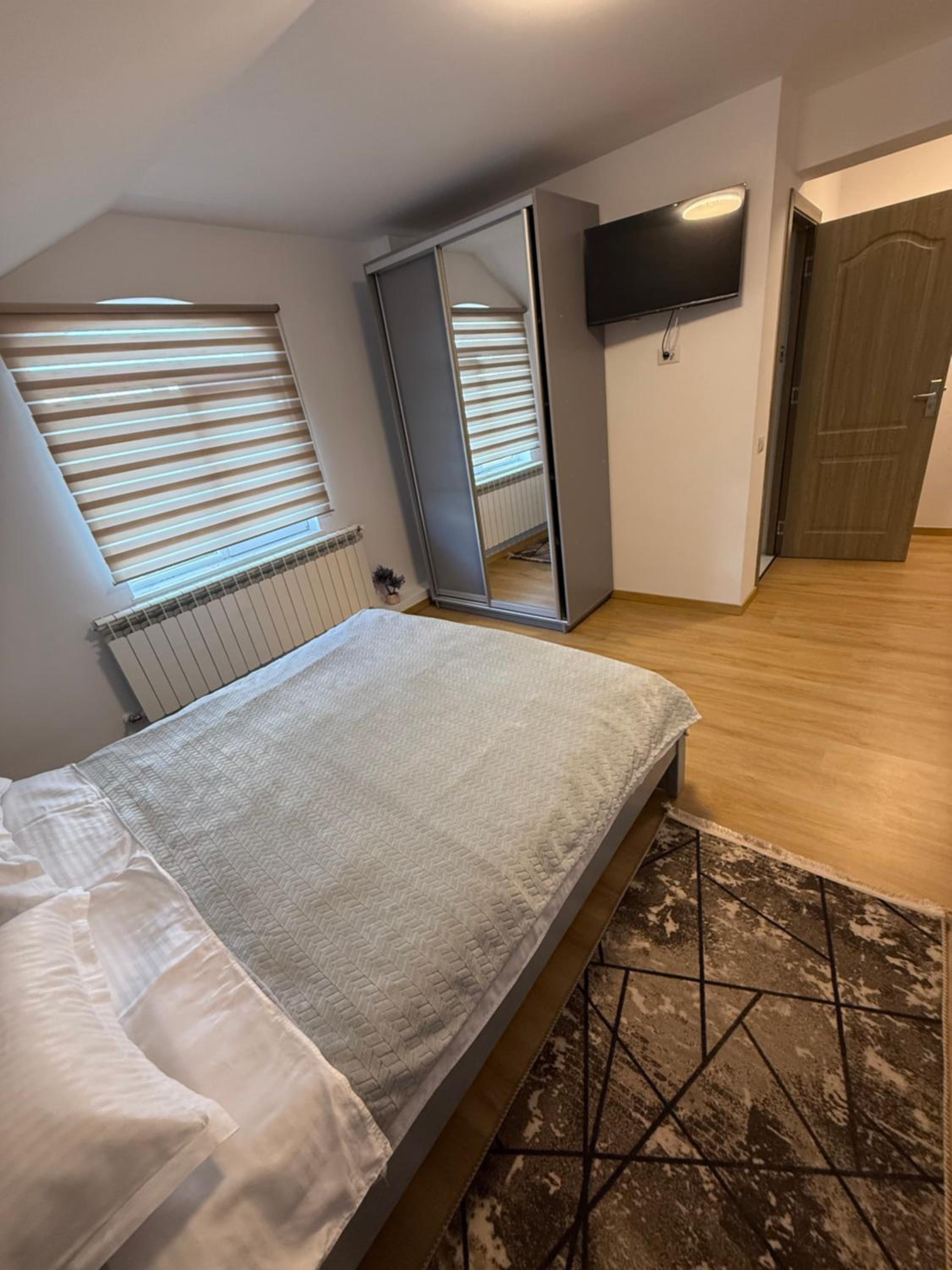 Classic Triple Room - Photo 6