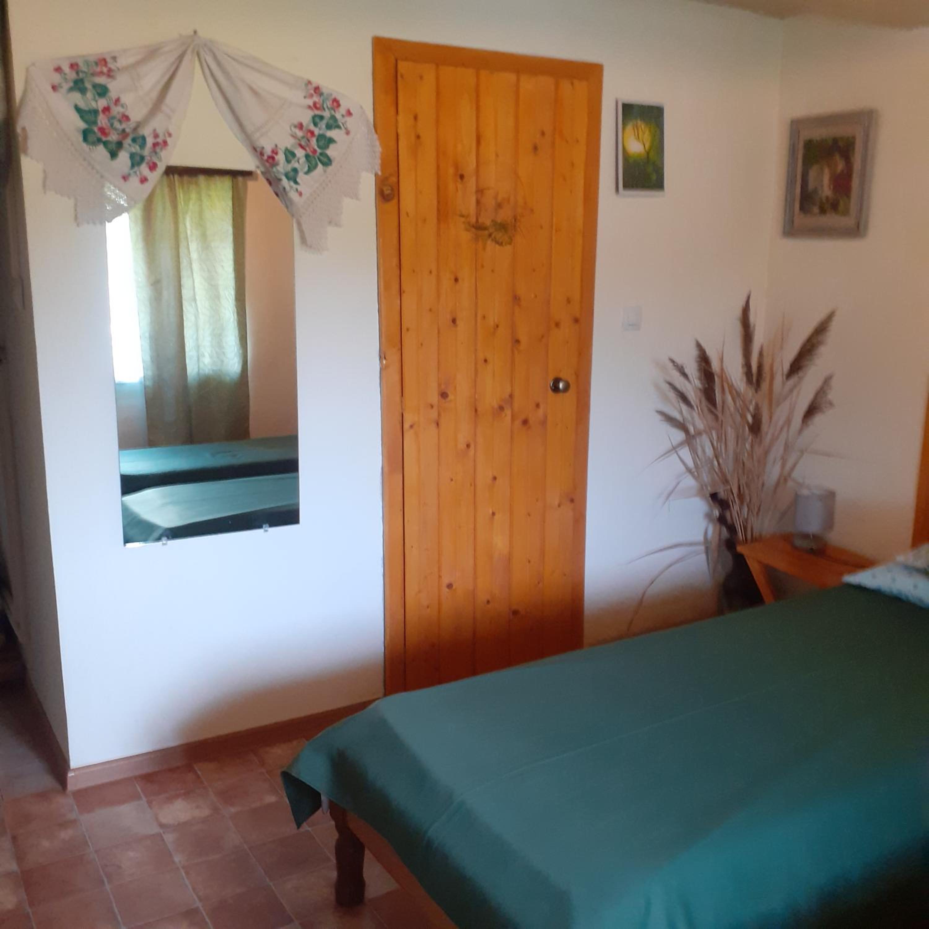 Large Twin Room photo 3
