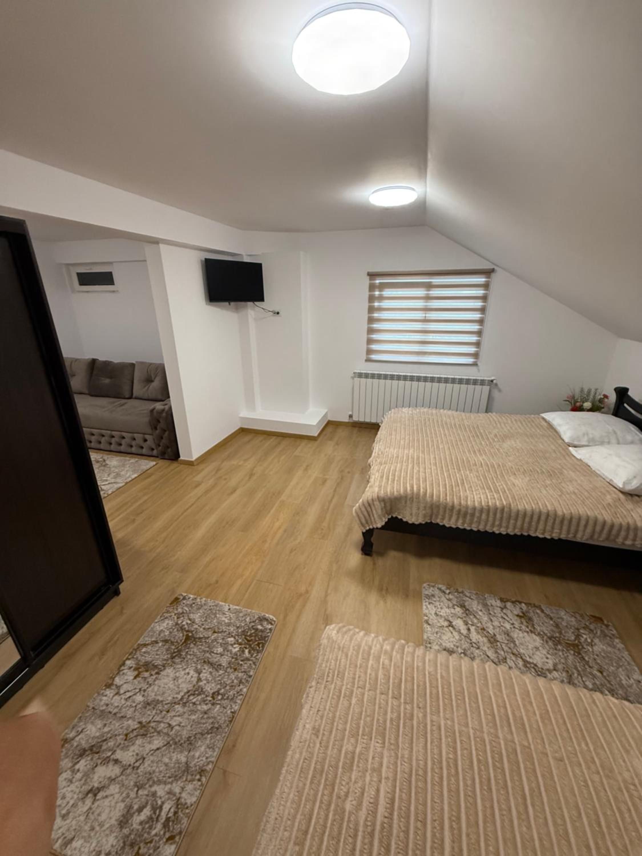 Classic Triple Room - Photo 1