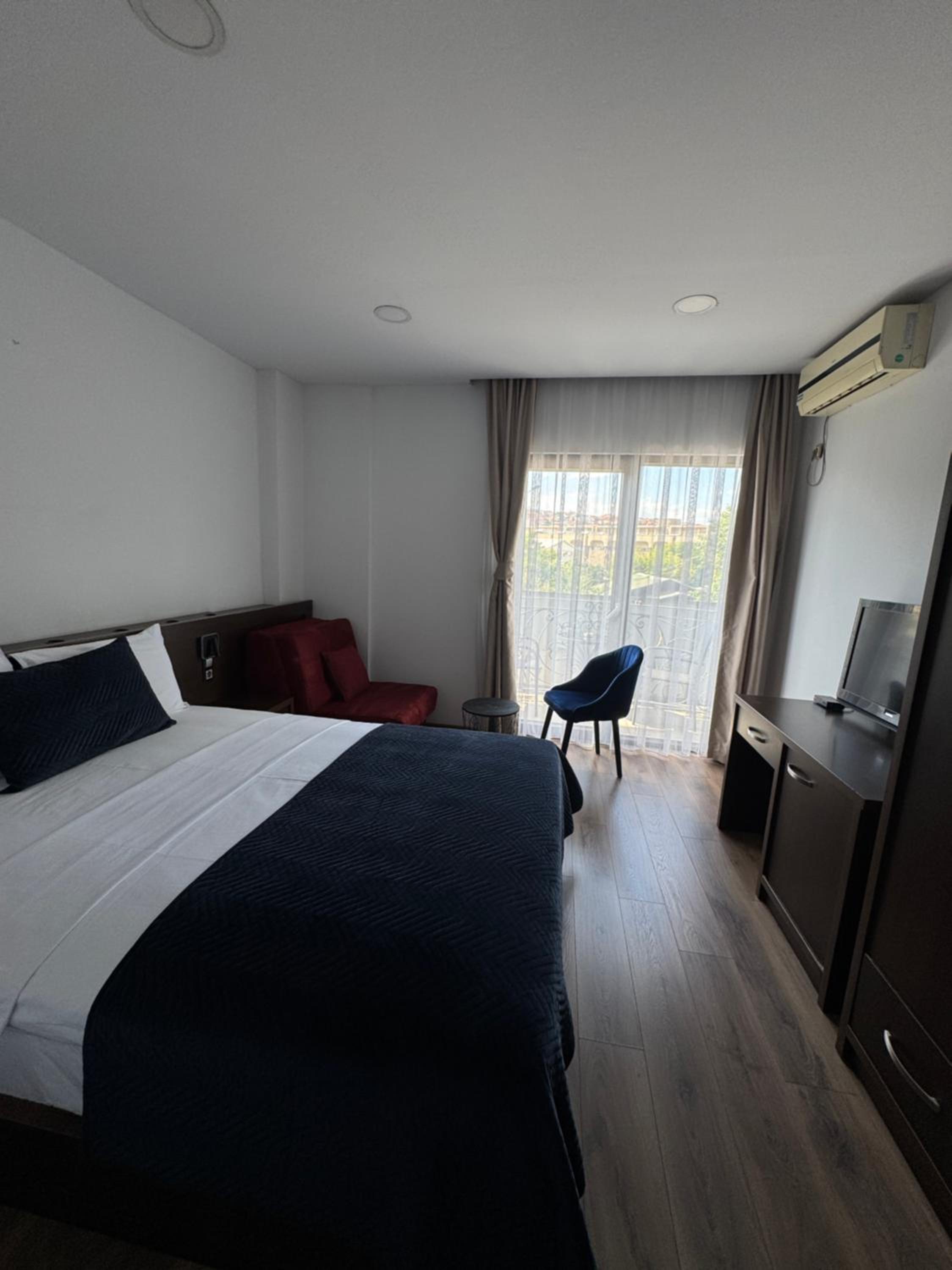 Triple Room with Balcony