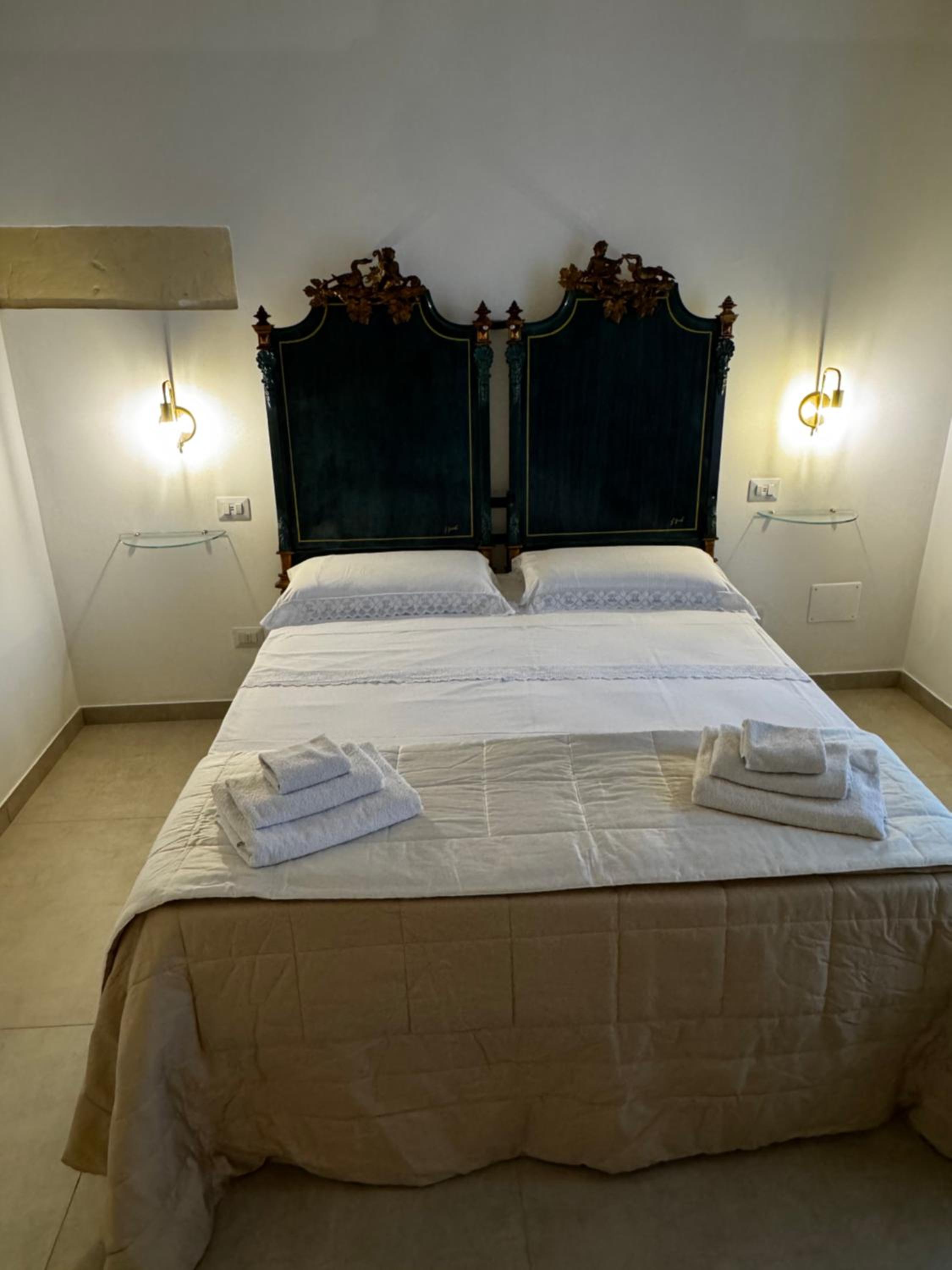 Deluxe Double Room photo 3