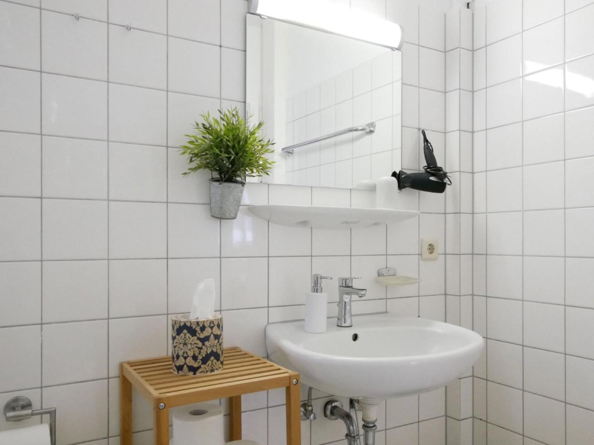 One-Bedroom Apartment with Garden View photo 3