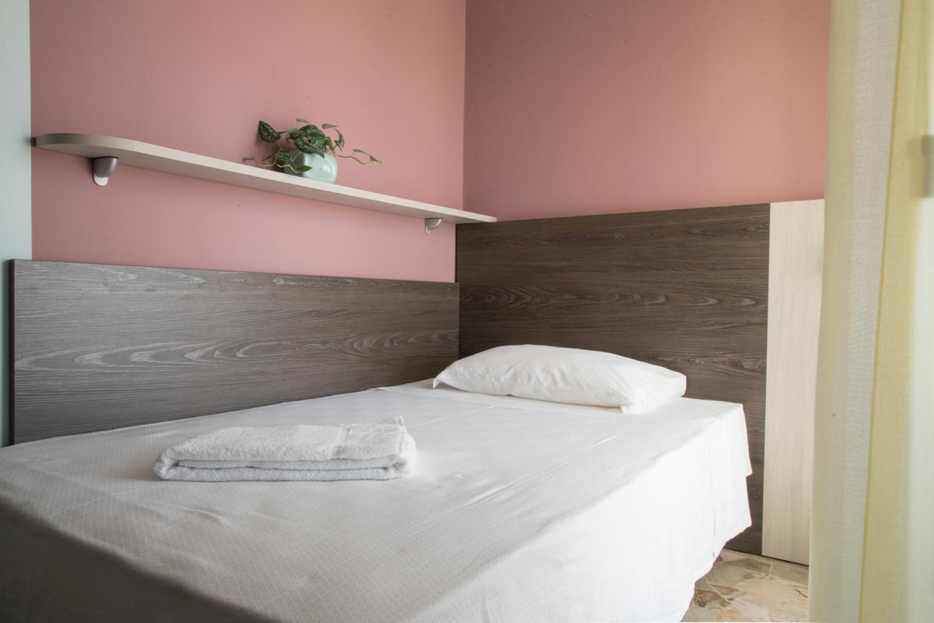 Single Room with Balcony photo 3
