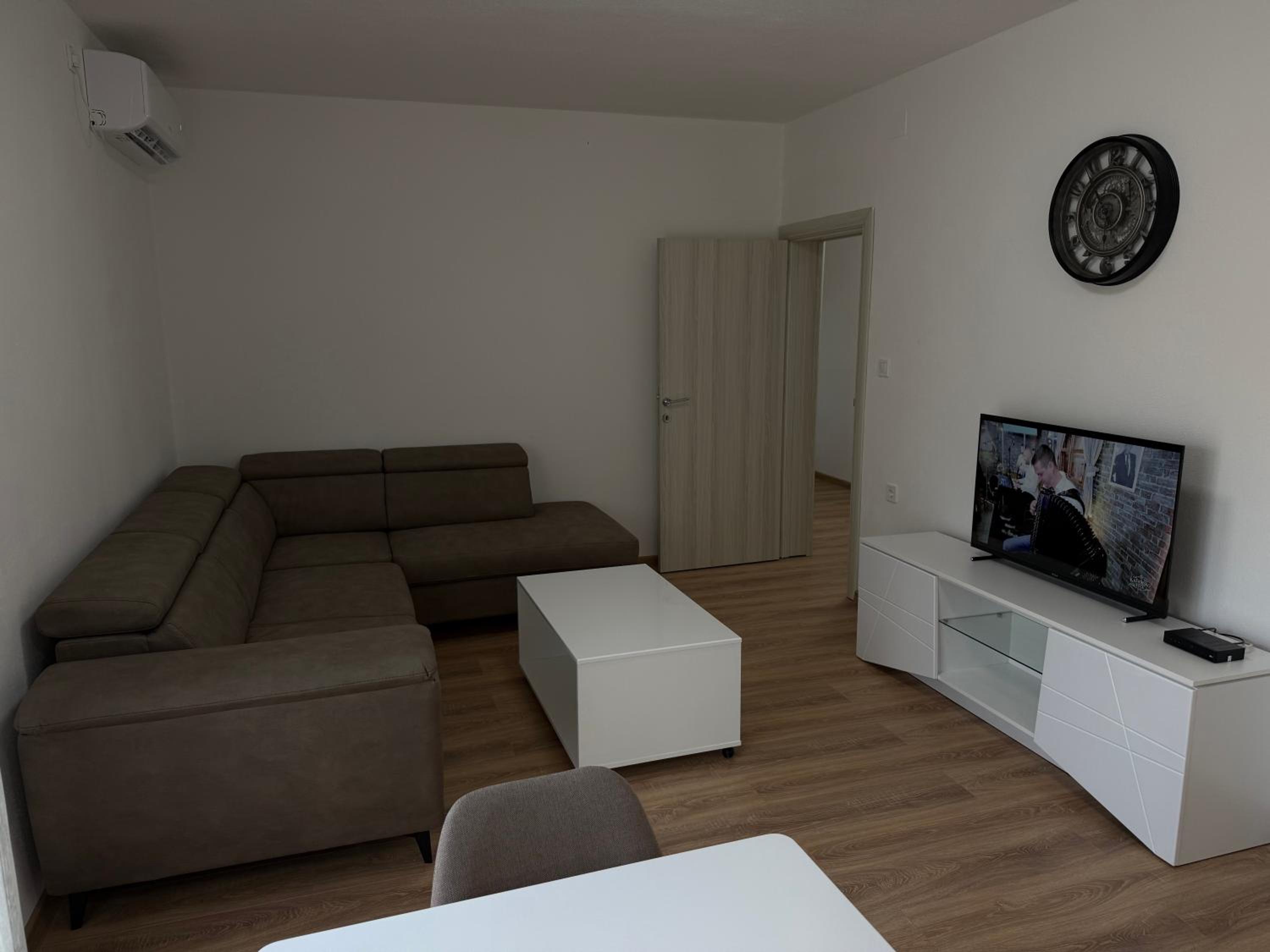 Deluxe Suite photo 3
