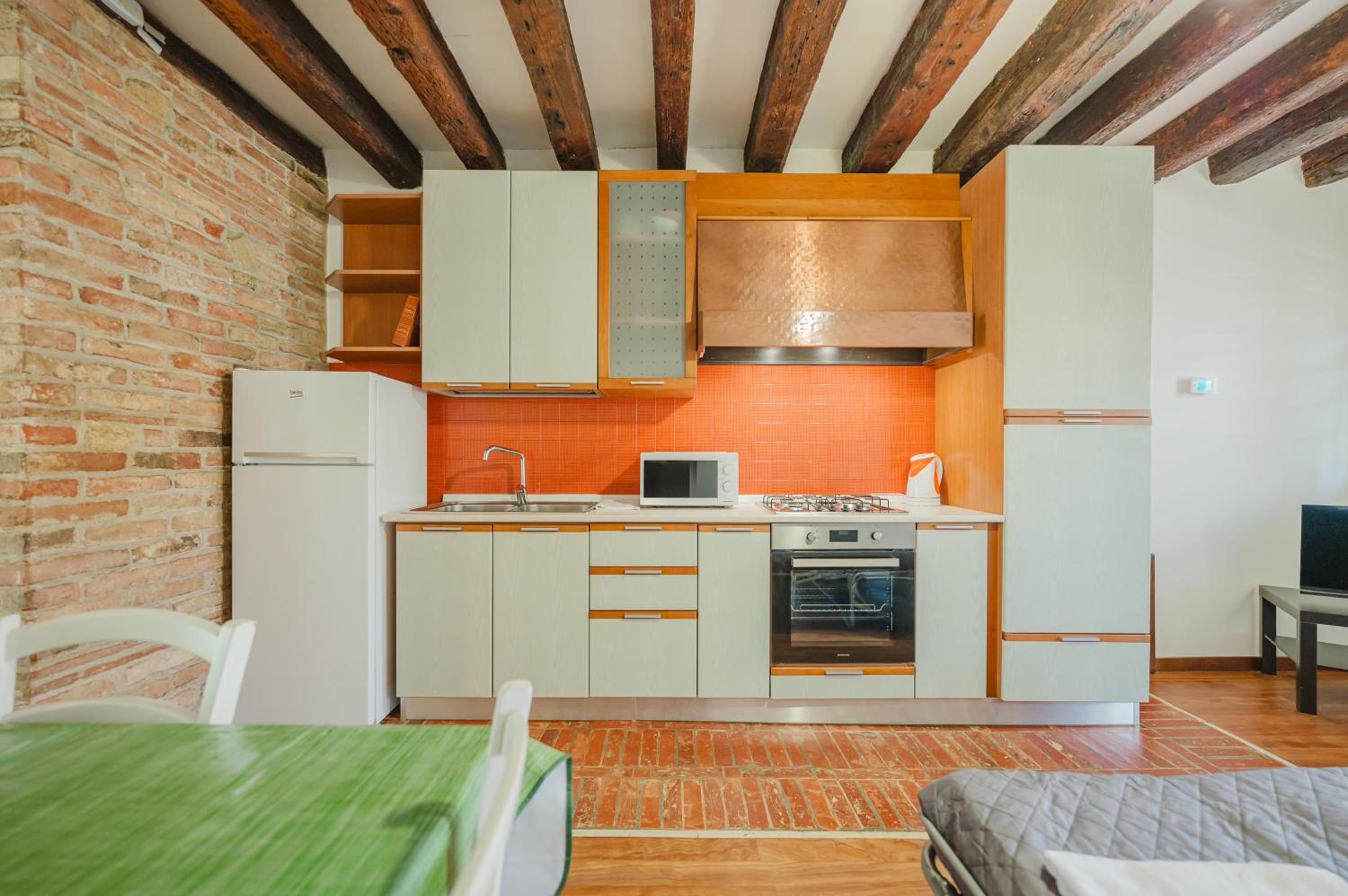 Apartment - Ground Floor photo 3