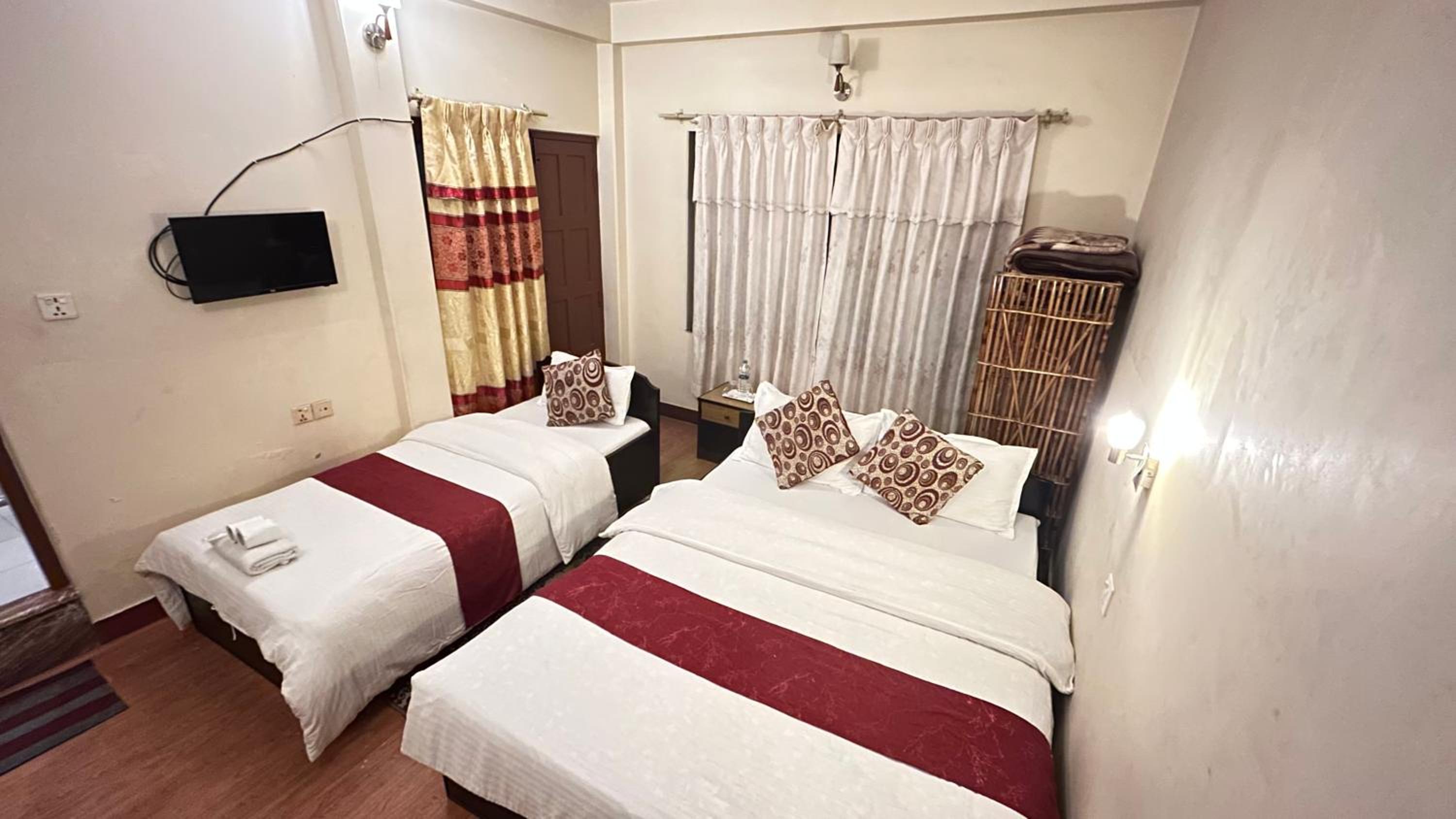 Twin Room with Balcony photo 1