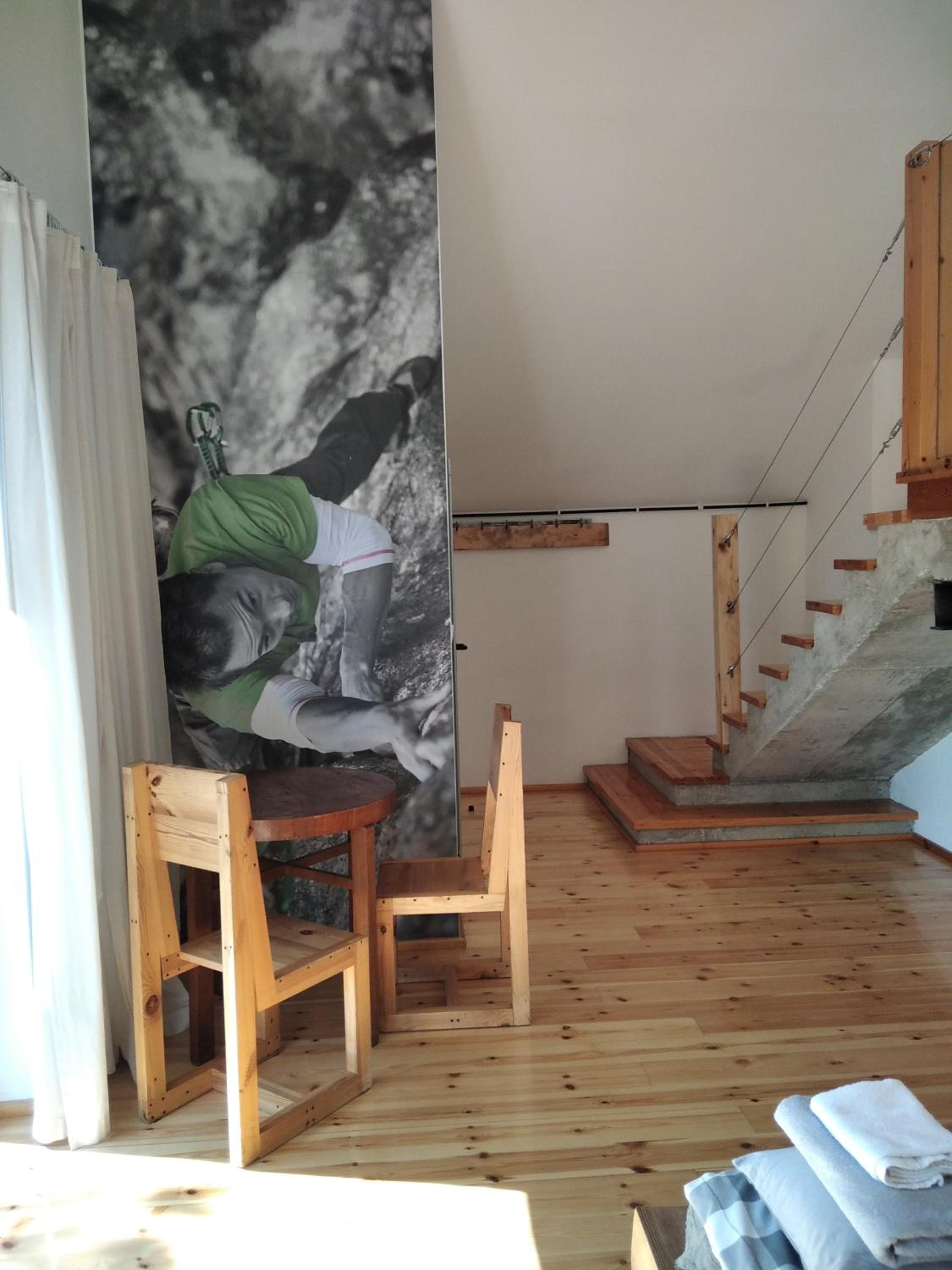 Deluxe Double Room with Balcony photo 3