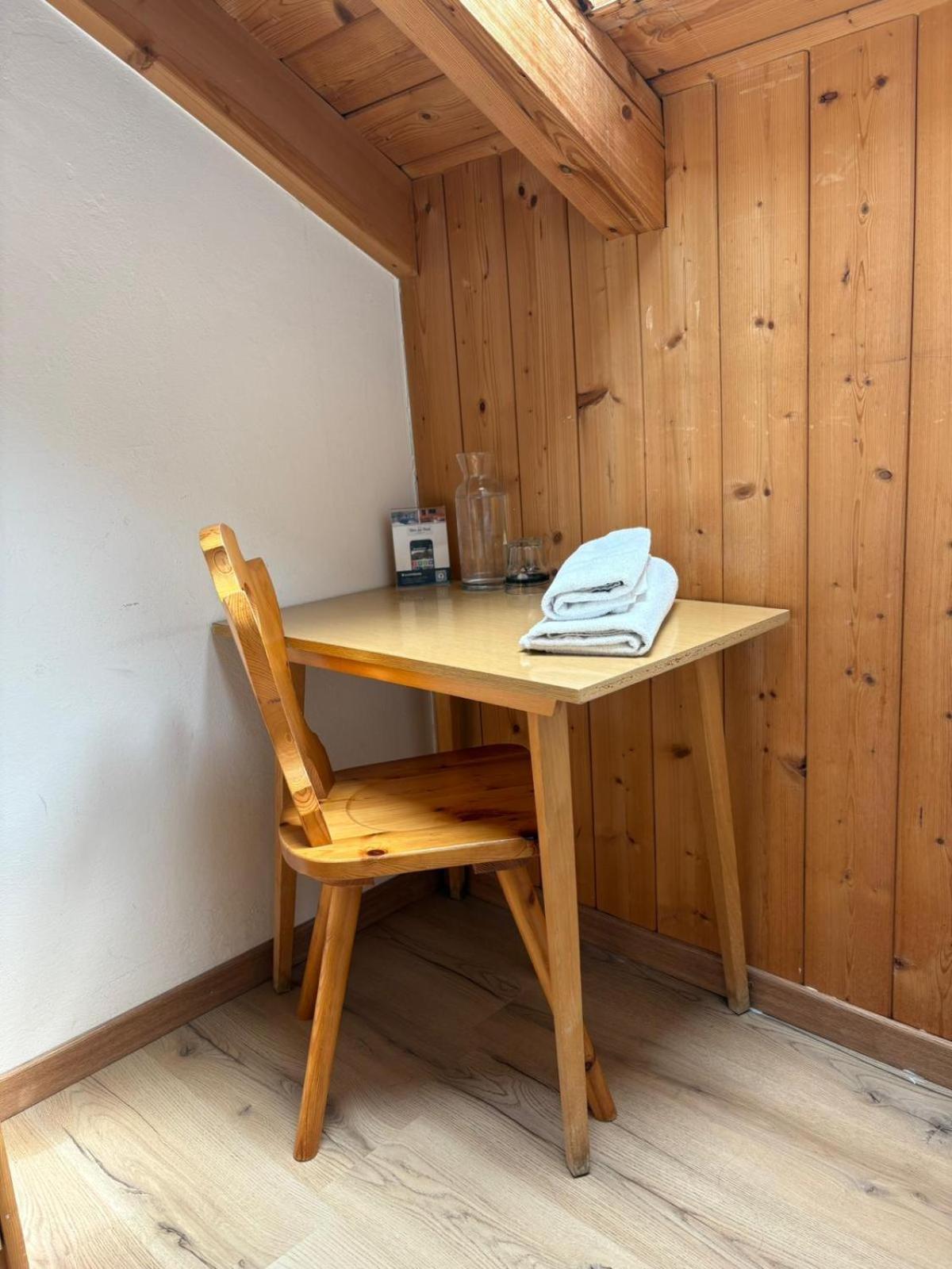 Single Room photo 2